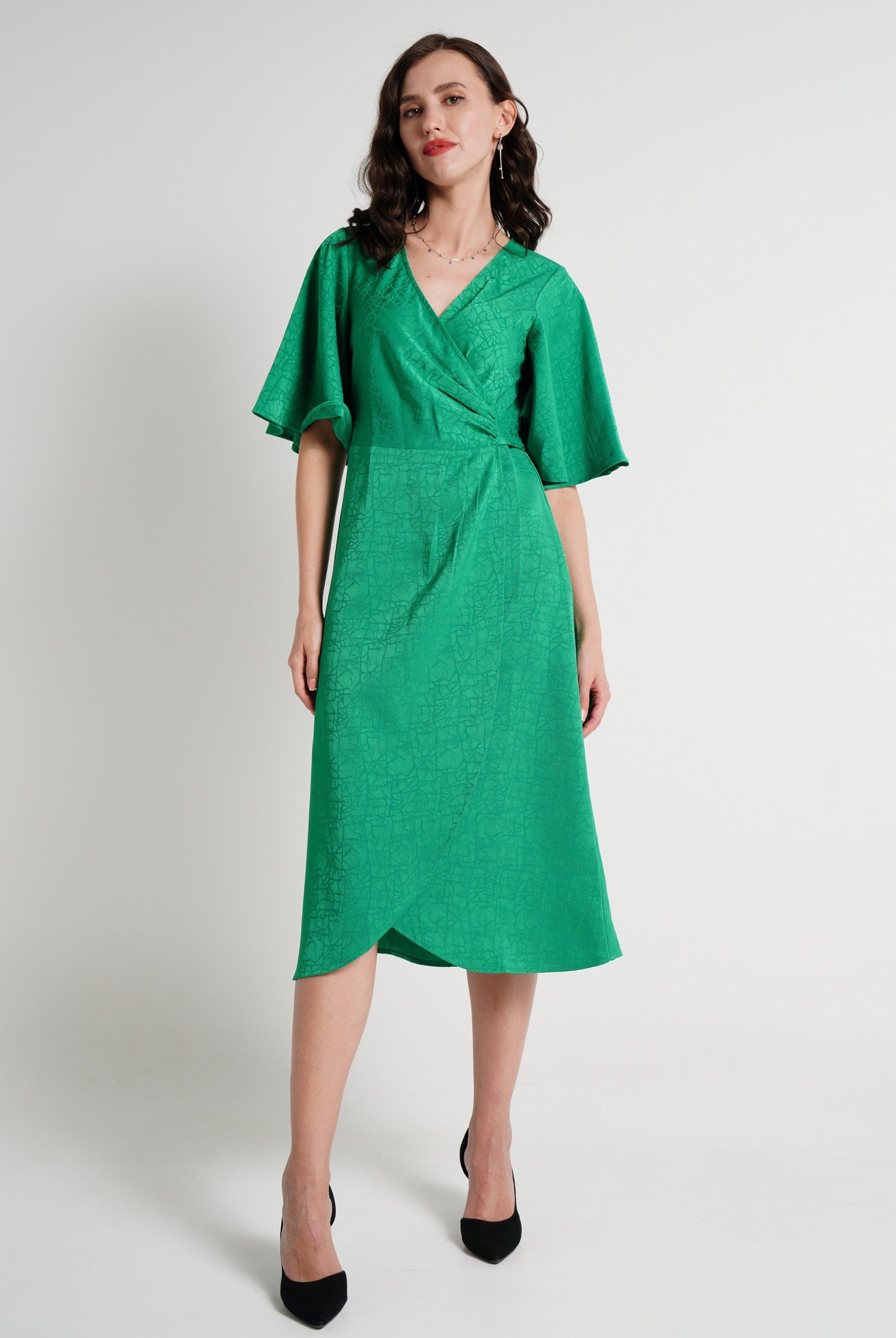 ู
ููุง ูุณุชุงู ู
ูุฏู ุจุฃูู
ุงู
ูุตูุฑุฉ ูู ุณุงุฏุฉ