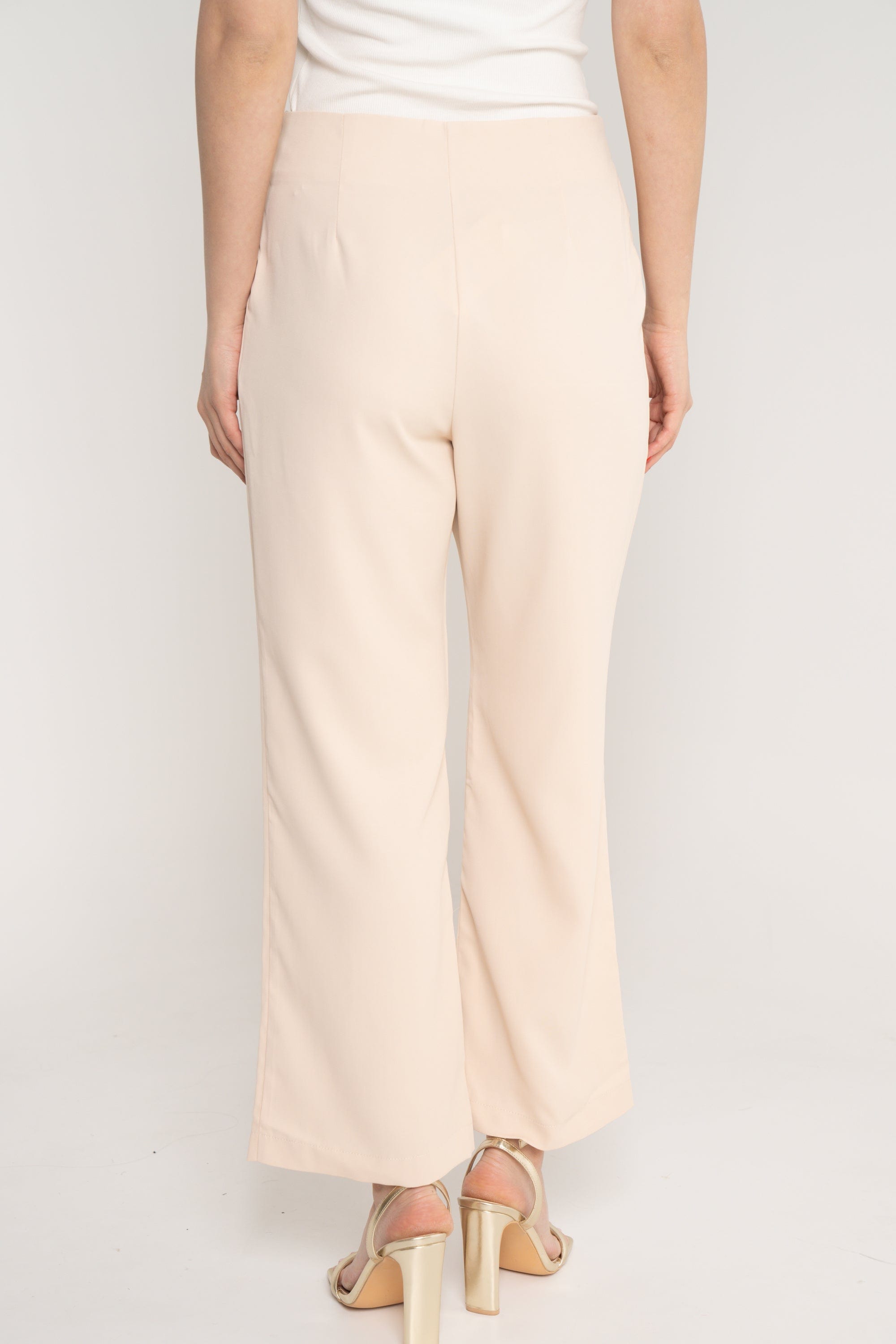 ميكا بنطلون طويل سادة خصر مرتفع كم طويل سادة