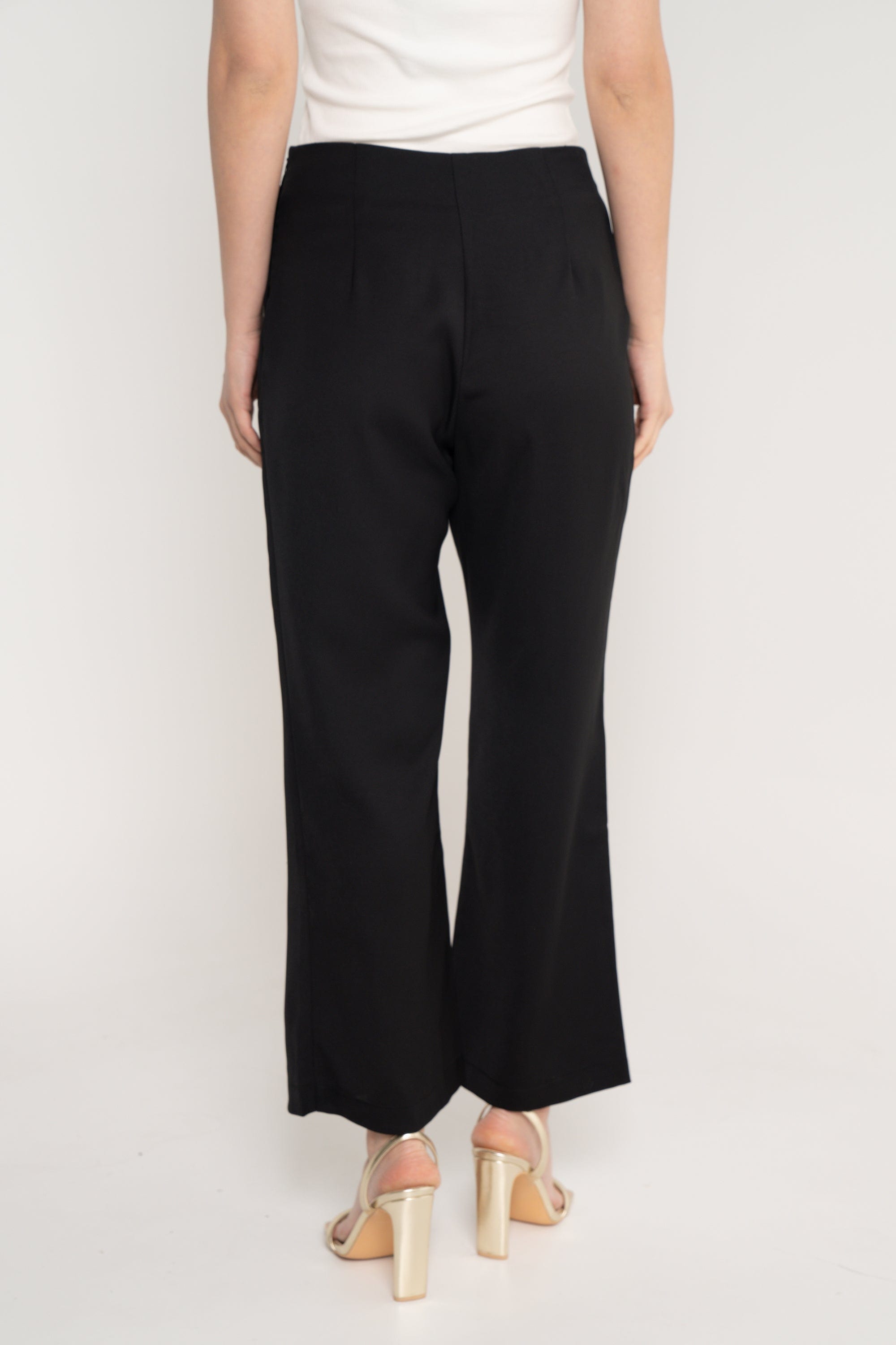 ميكا بنطلون طويل سادة خصر مرتفع كم طويل سادة