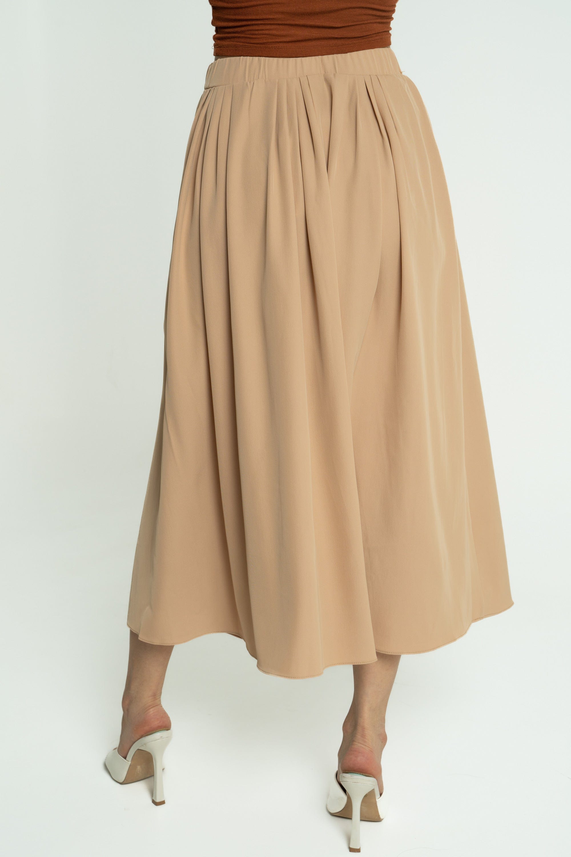 ميكا تنورة ميدي سادة منفوشة