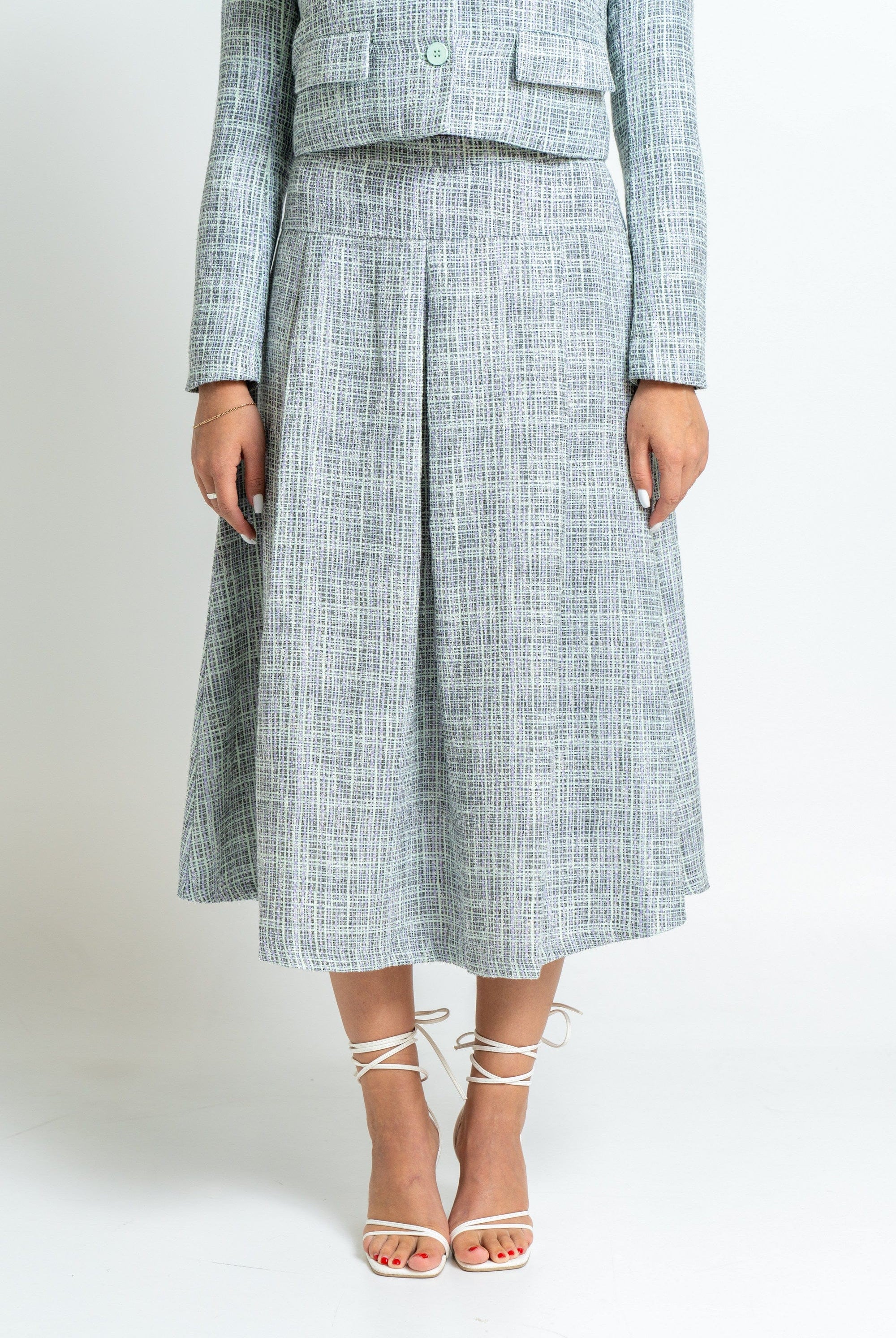 ميكا تنورة ميدي نسائية بكسرات أمامية الباستيل الأخضر