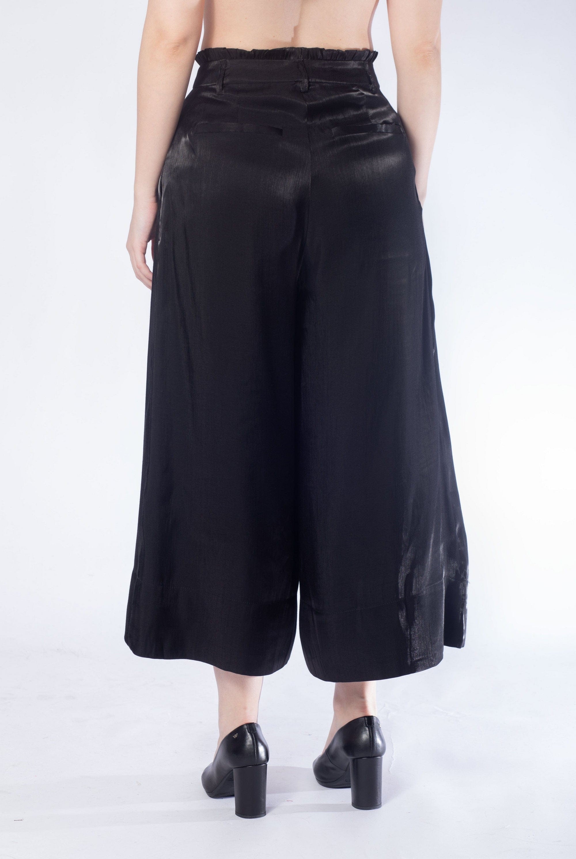 ميكا بنطلون 3/4 لامعة خصر مرتفع سادة نسائي