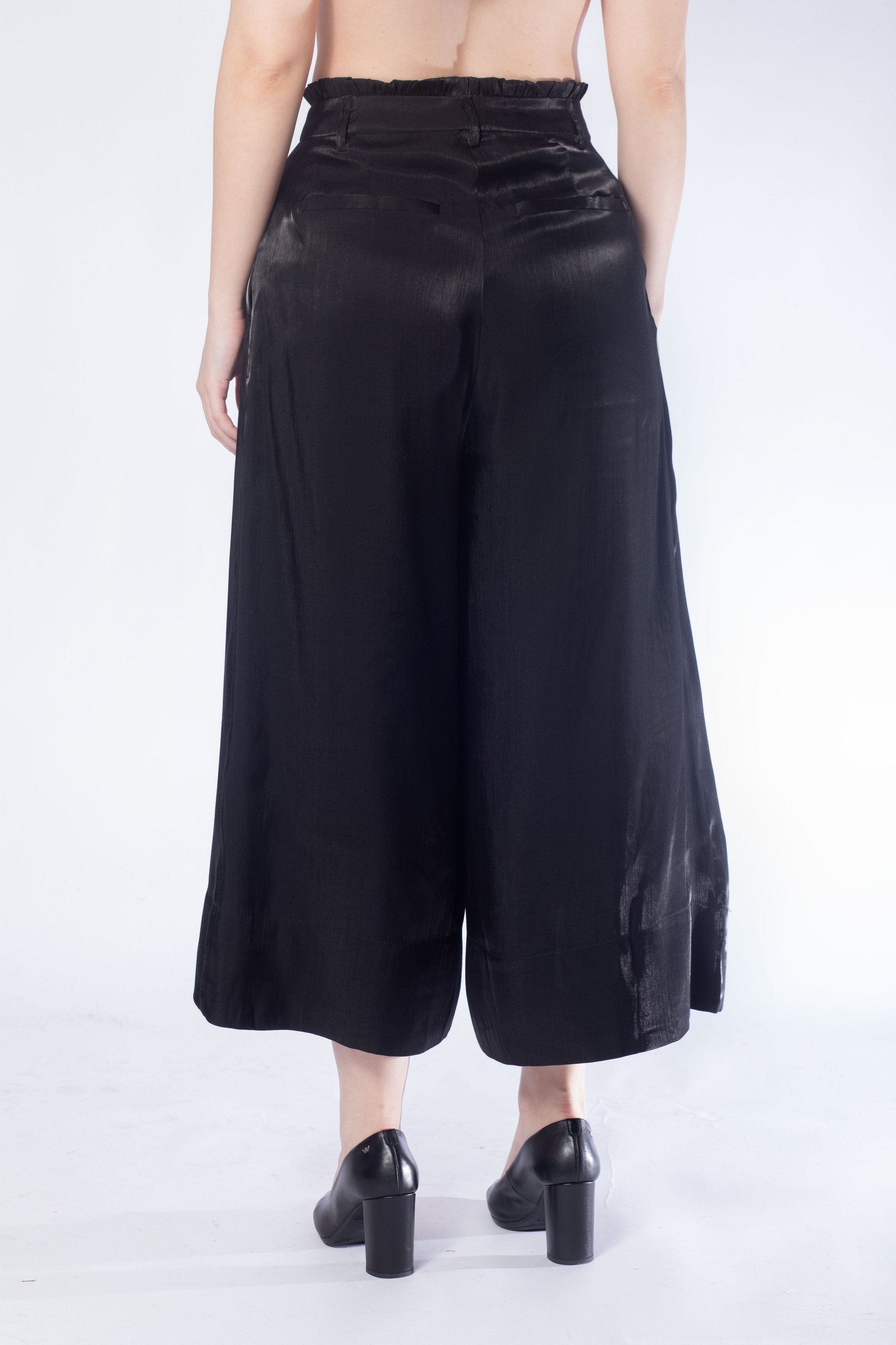 ميكا بنطلون 3/4 لامعة خصر مرتفع سادة نسائي