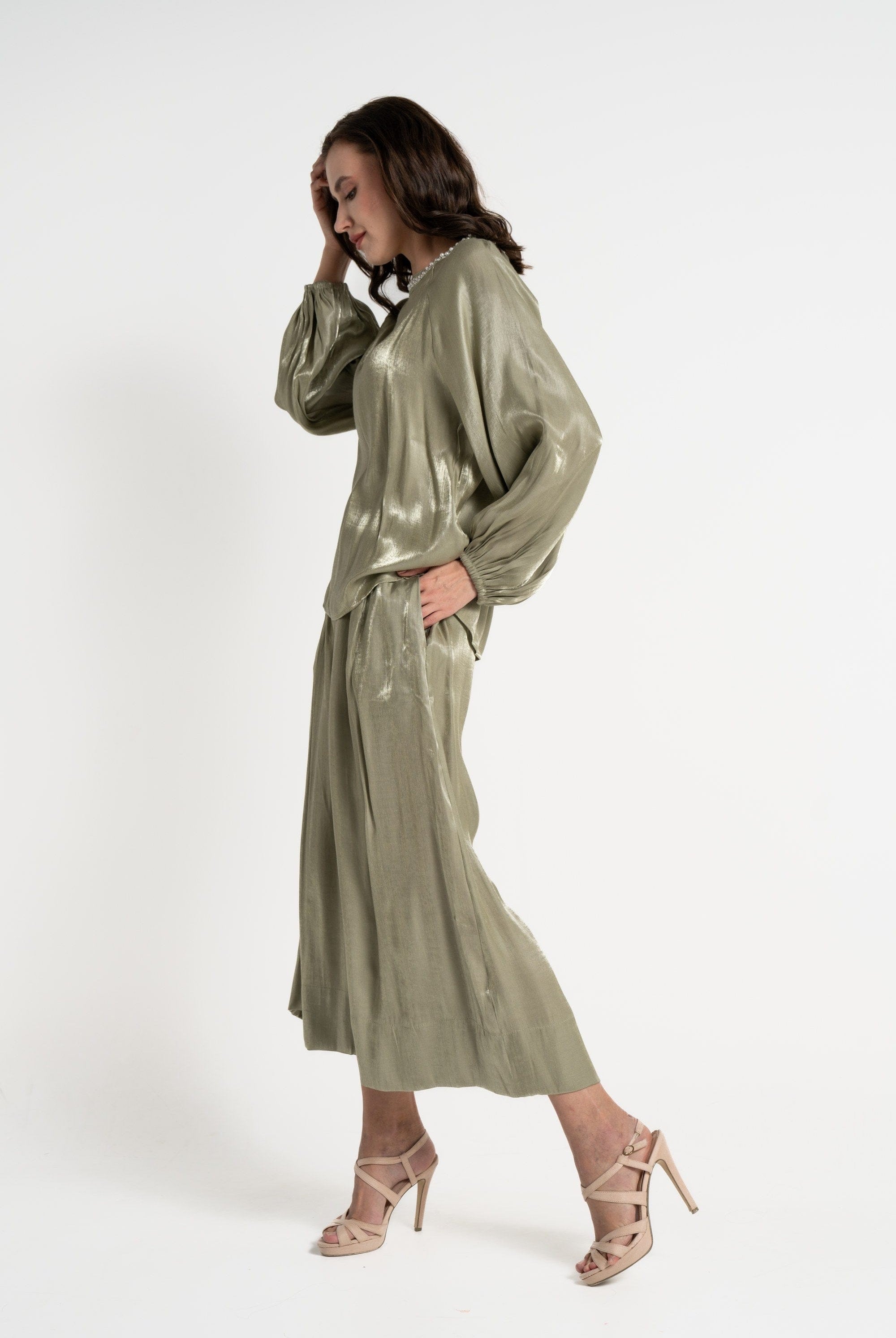 ميكا بنطلون 3/4 لامعة خصر مرتفع سادة نسائي