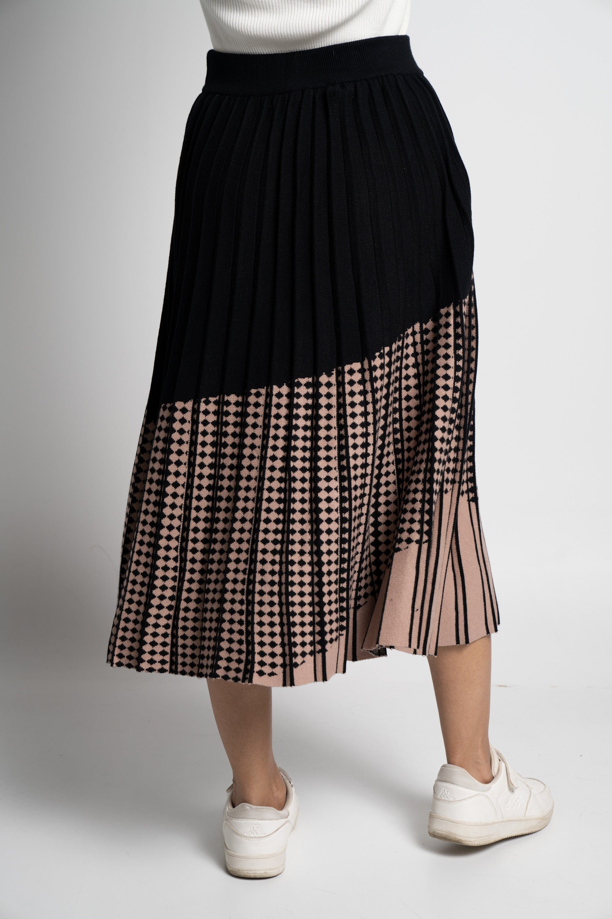 ميكا تنورة قماش هاى وست منقوش واسع نسائي