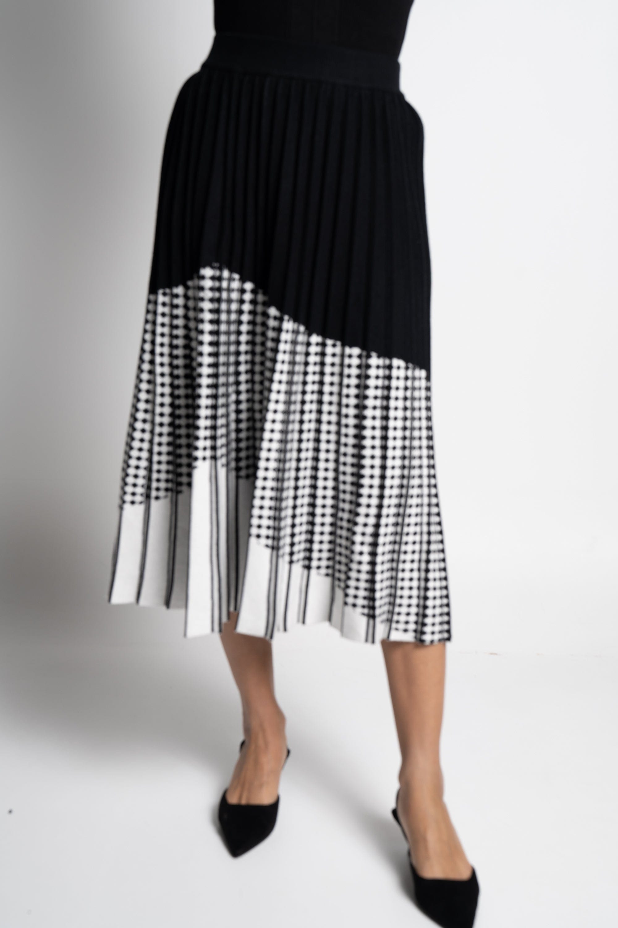 ميكا تنورة قماش هاى وست منقوش واسع نسائي