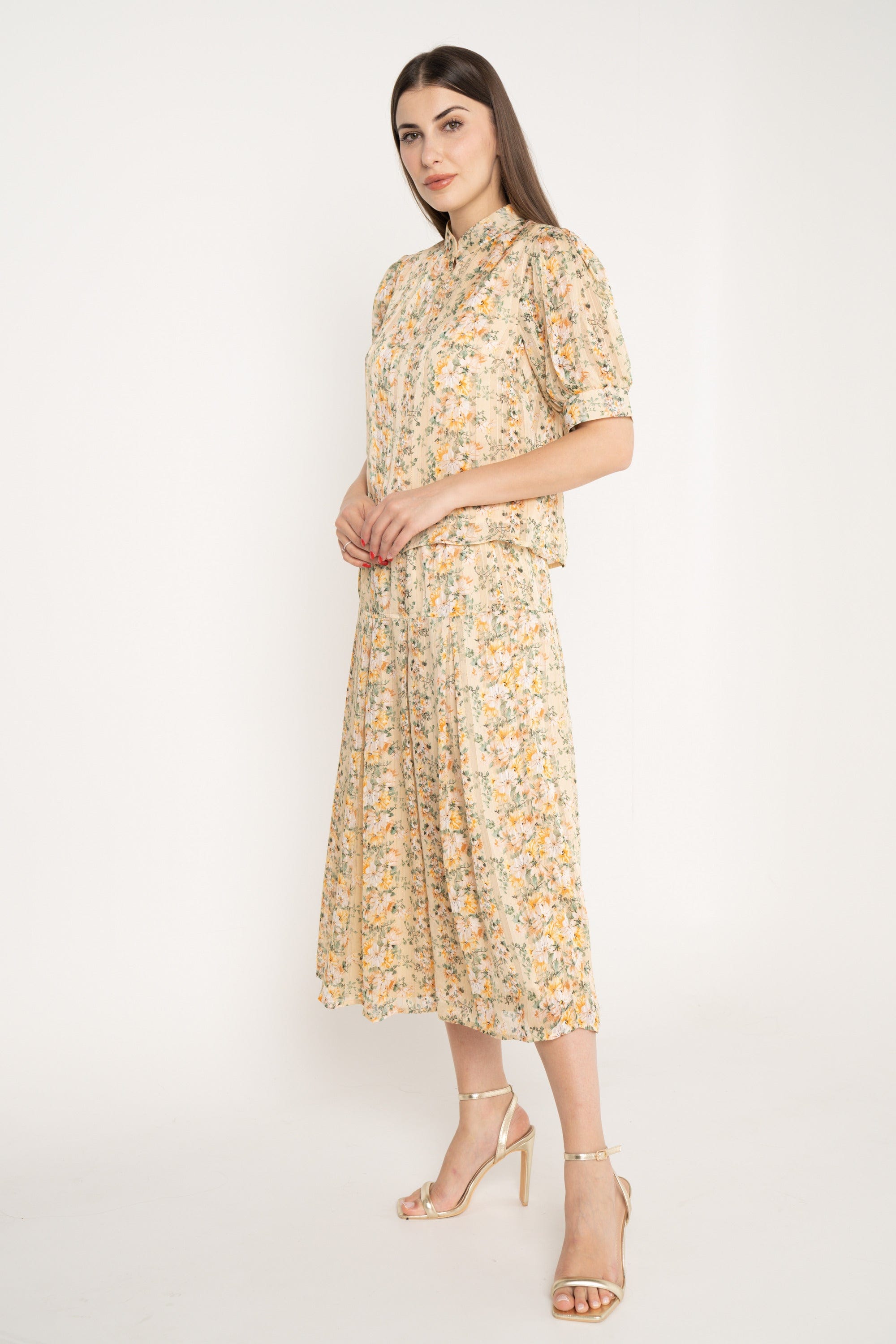 ميكا تنورة ميدي منقوشة خصر مرتفع