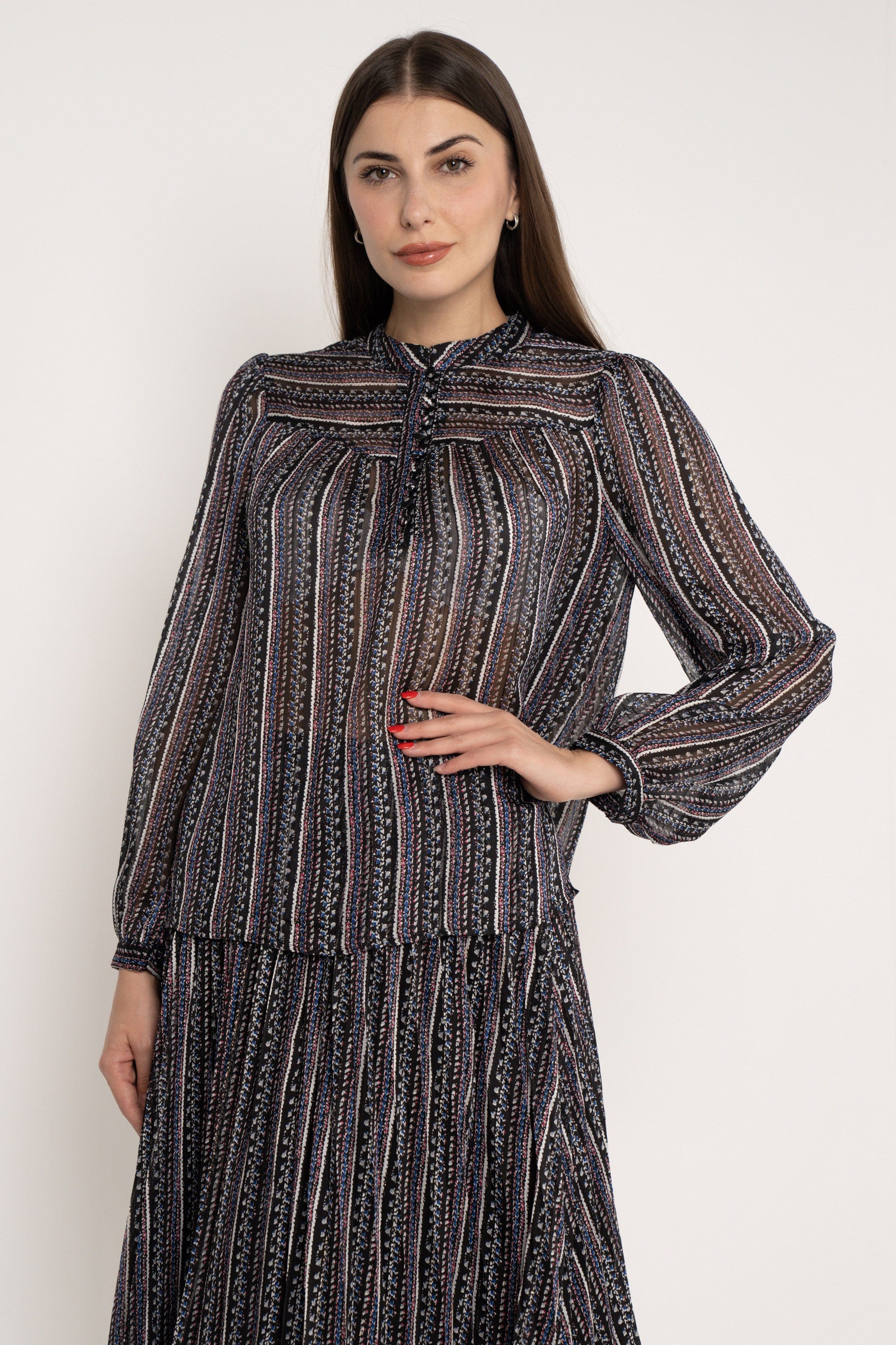 ميكا بلوزة أكمام طويلة منقوشة مخططة بالطول