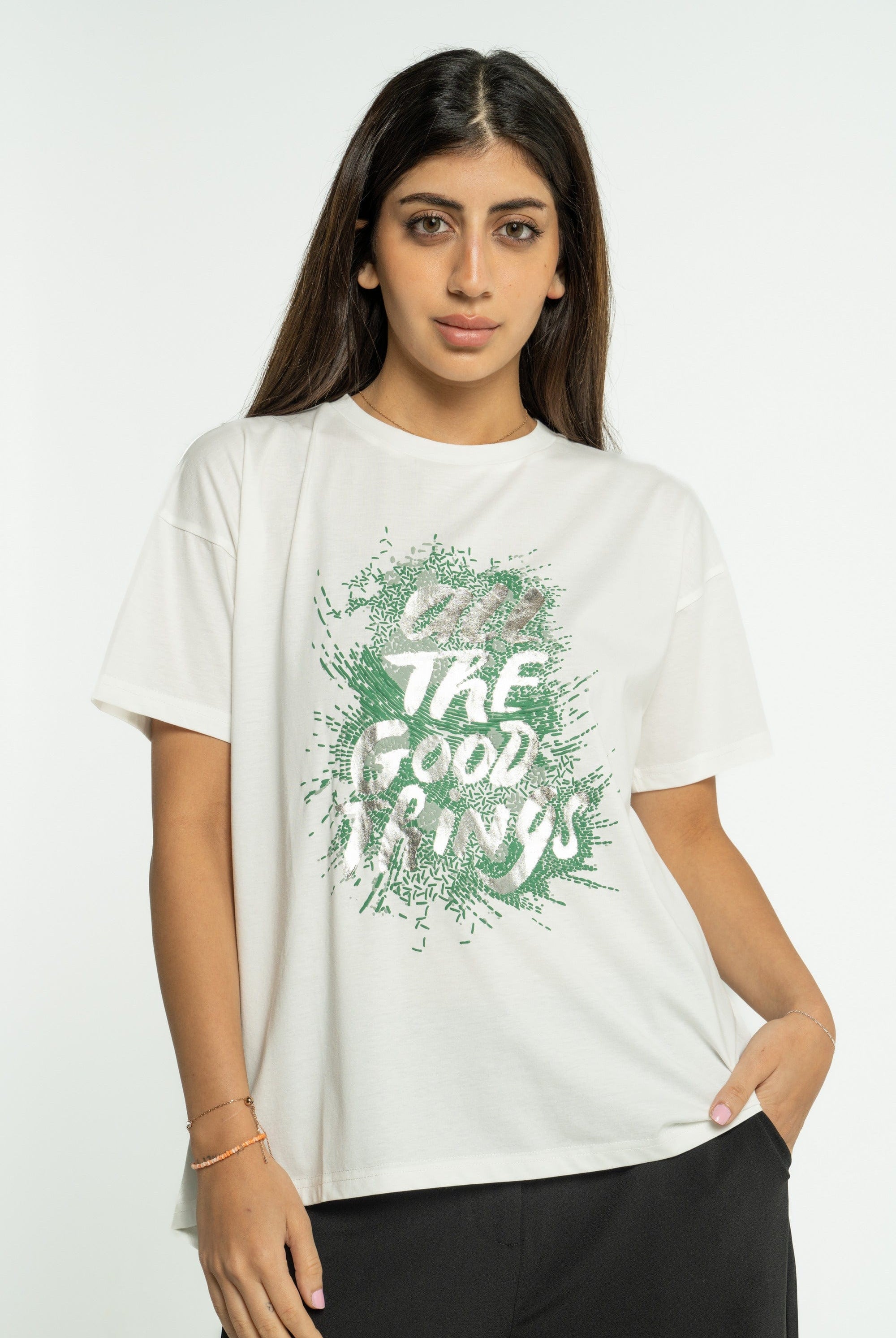 ميكا بلوزة بأكمام قصيرة مطبوعة برقبة دائريية