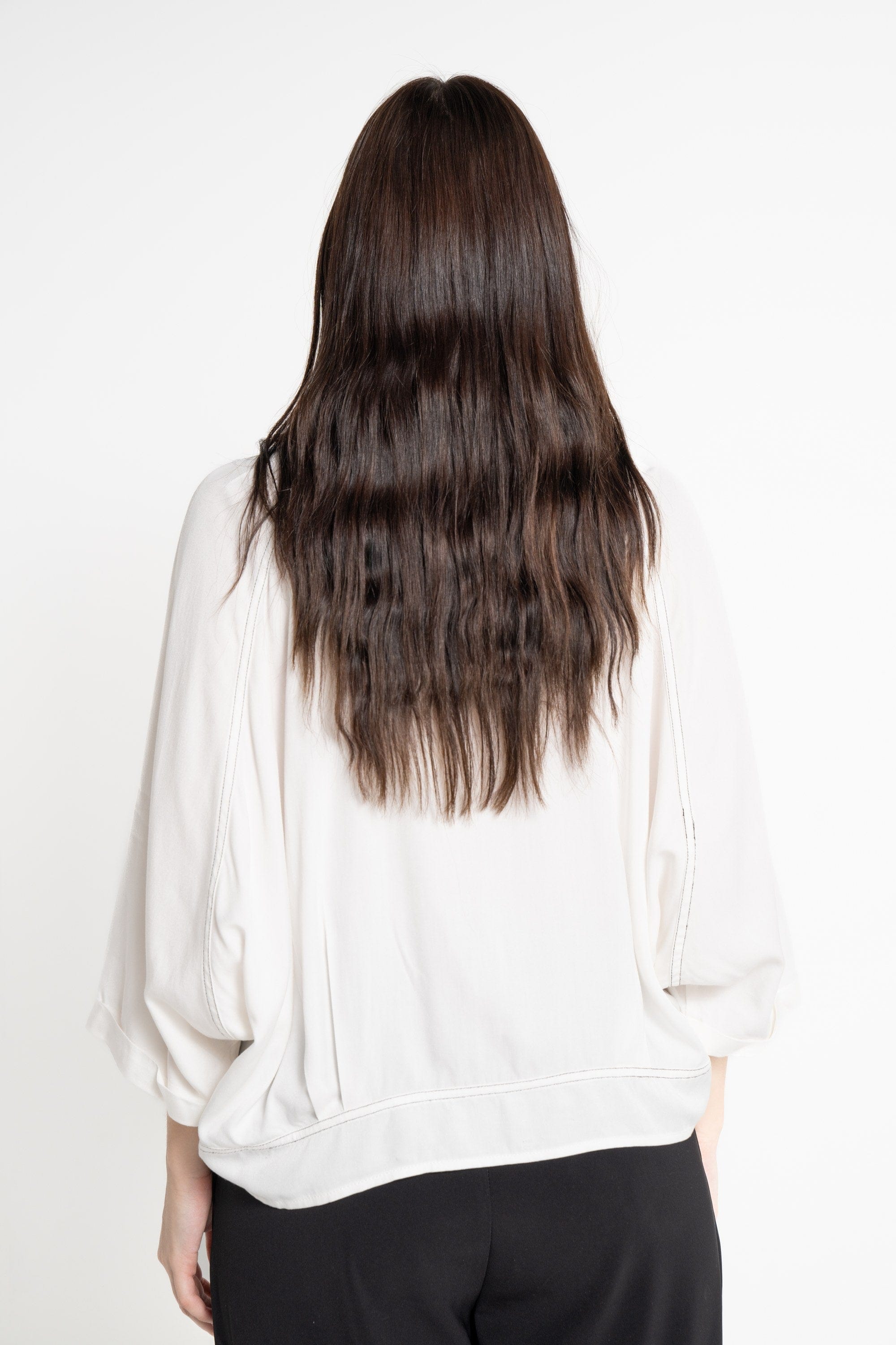 ميكا بلوزة بأكمام 3/4 سادة بأزرار أمامية برباط نسائي