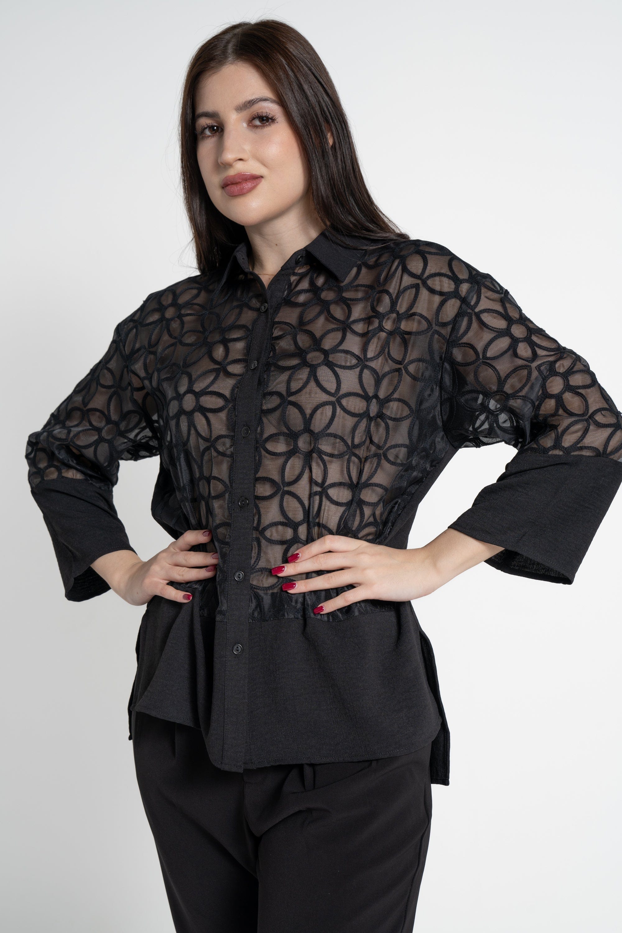 ميكا قميص بأكمام 3/4 بأزرار أمامي نسائي