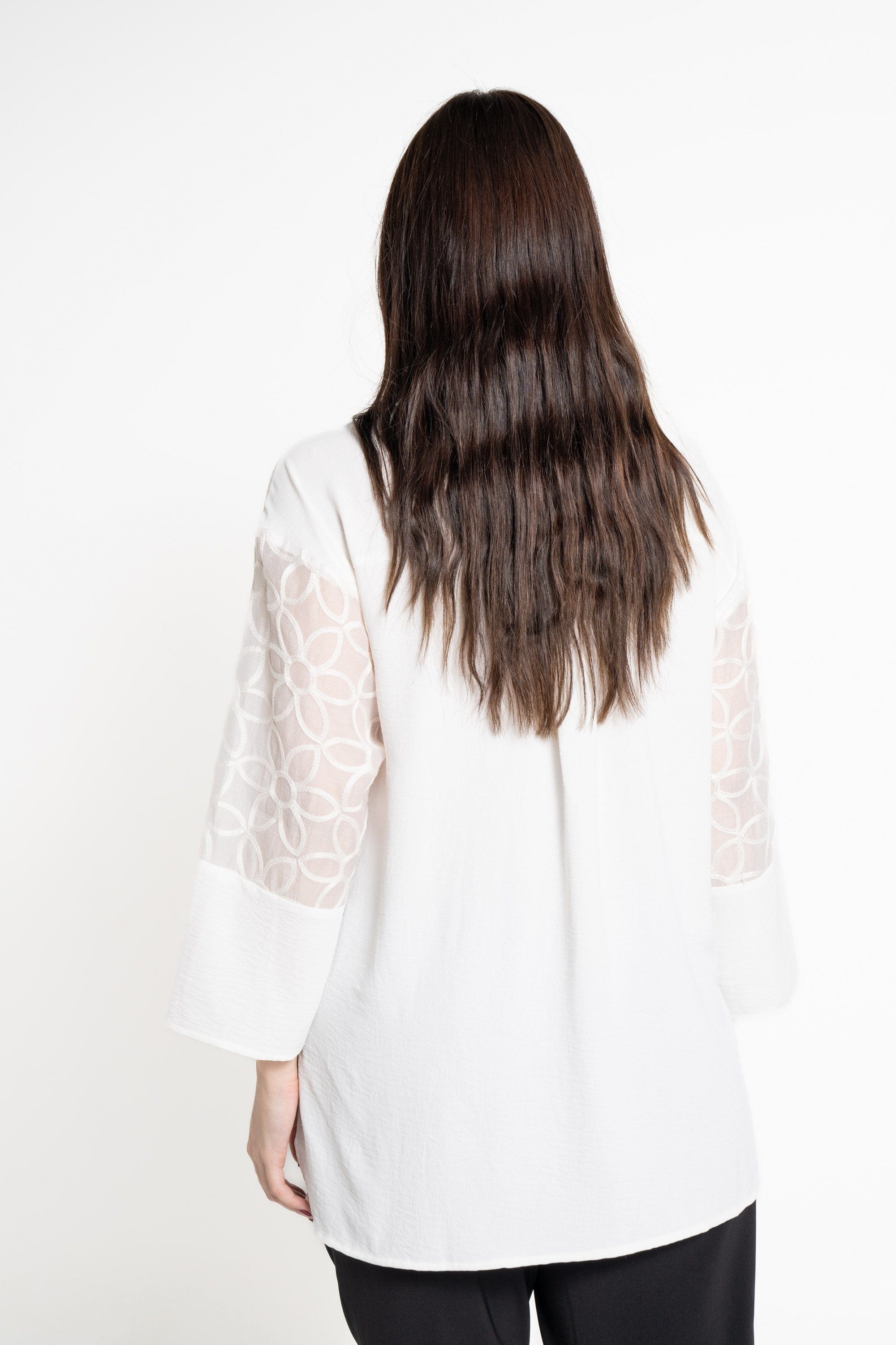 ميكا قميص بأكمام 3/4 بأزرار أمامي نسائي