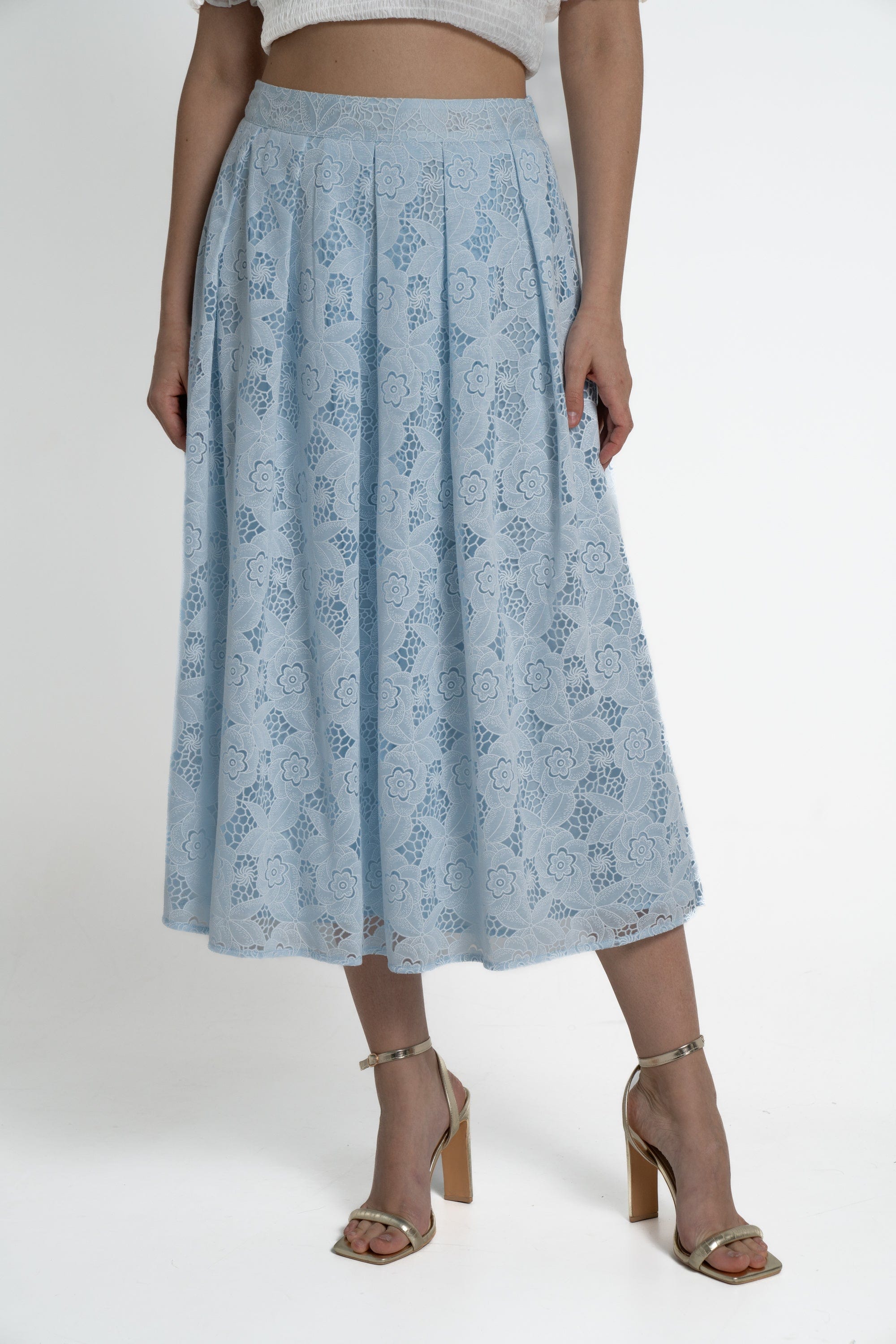 ميكا تنورة ميدي نسائية بتطريز مخرم