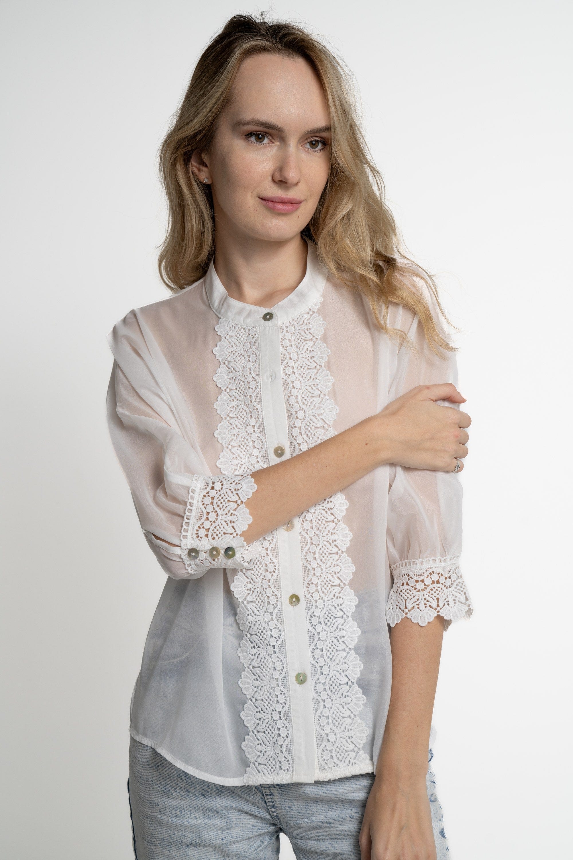 ميكا بلوزة مكشكشة أمامية 3/4 كم نسائي