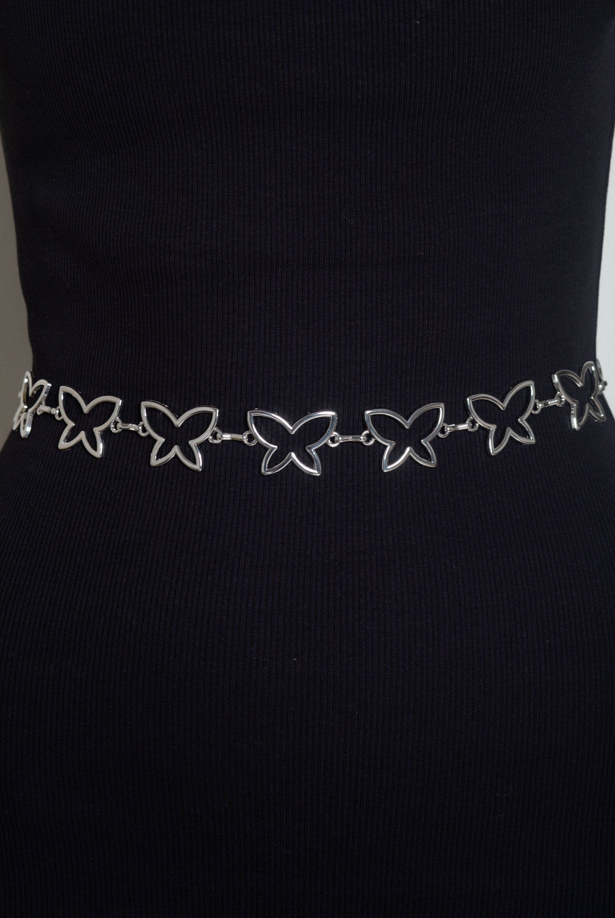 نتشي حزام نسائي على شكل فراشات