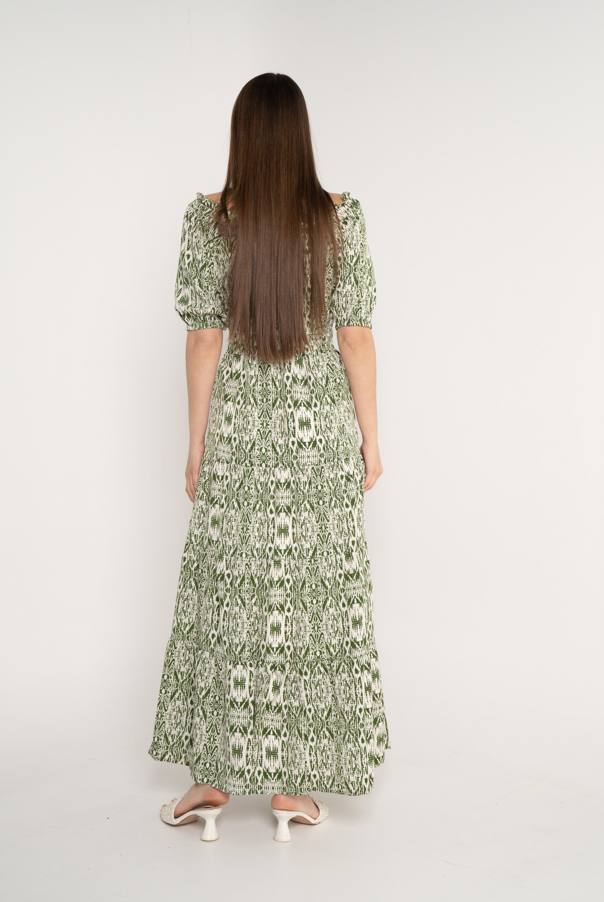 ميكا فستان ماكسي مخصر منقوش أوف شولدر نص كم