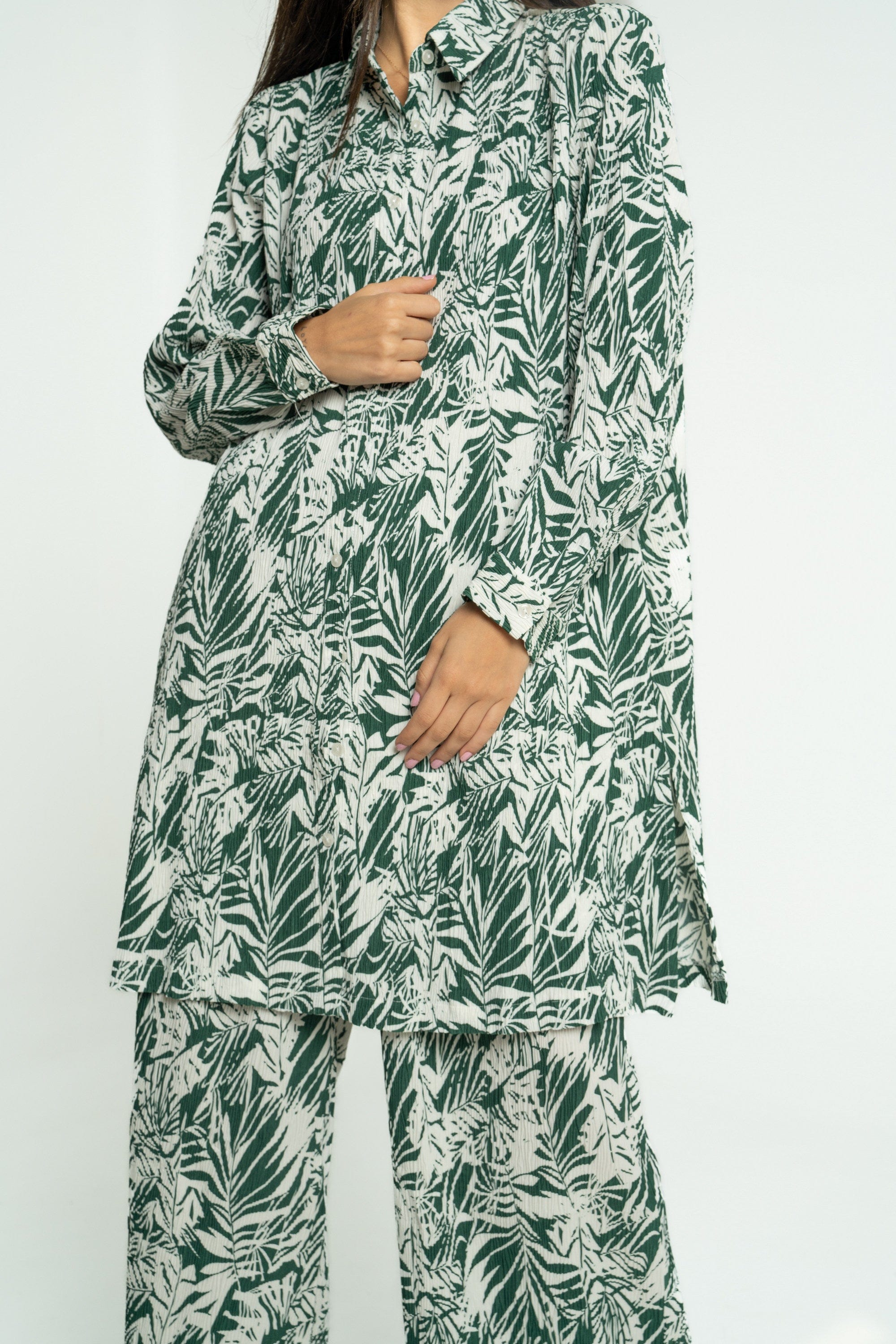 ู
ููุง ูู
ูุต ุทููู ู
ุดุฌุฑ ุจูุงูุฉ ุจุฃูู
ุงู
ุทูููุฉ