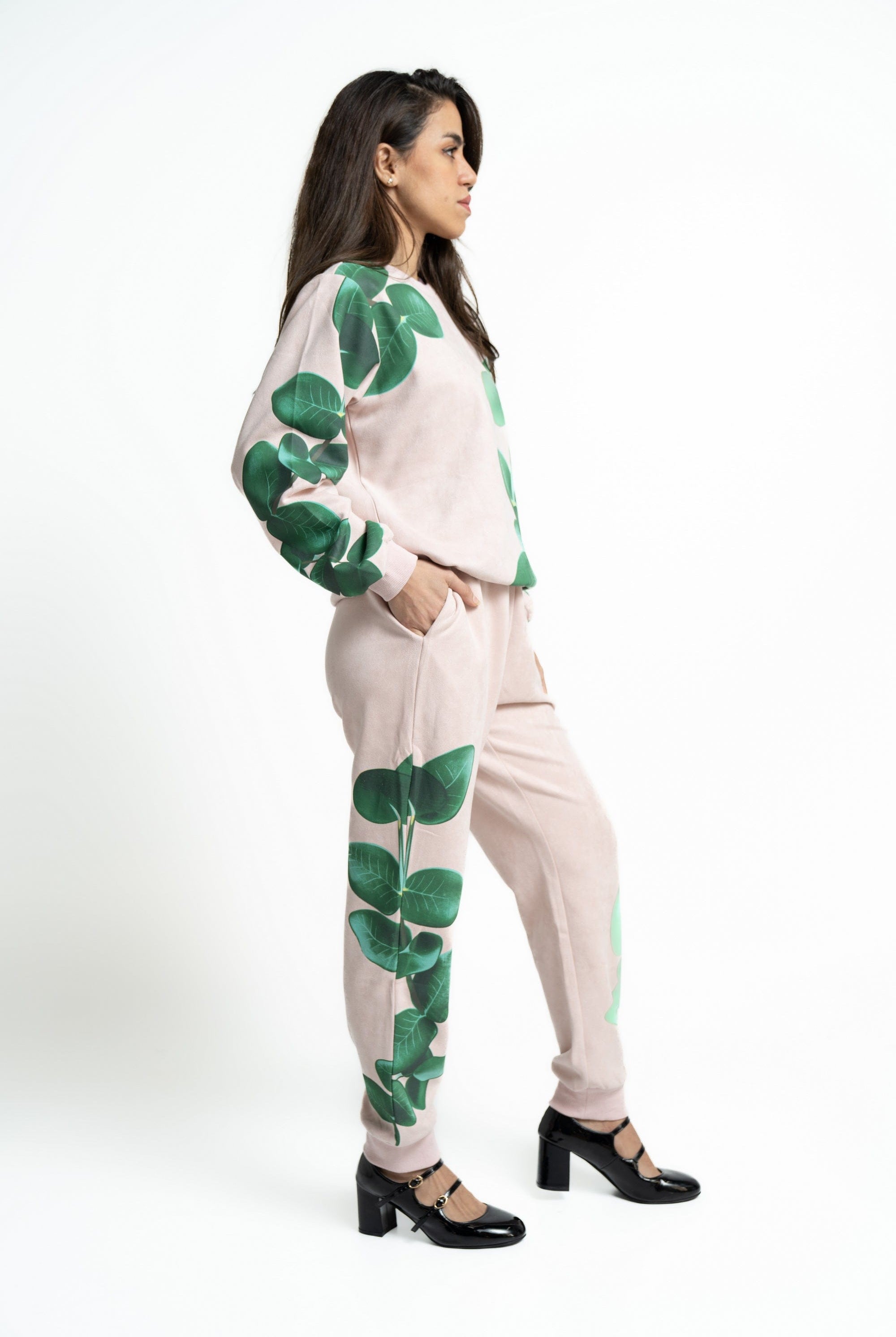 ميكا بنطلون مطبوع طويل برسمة ورق شجر نسائي