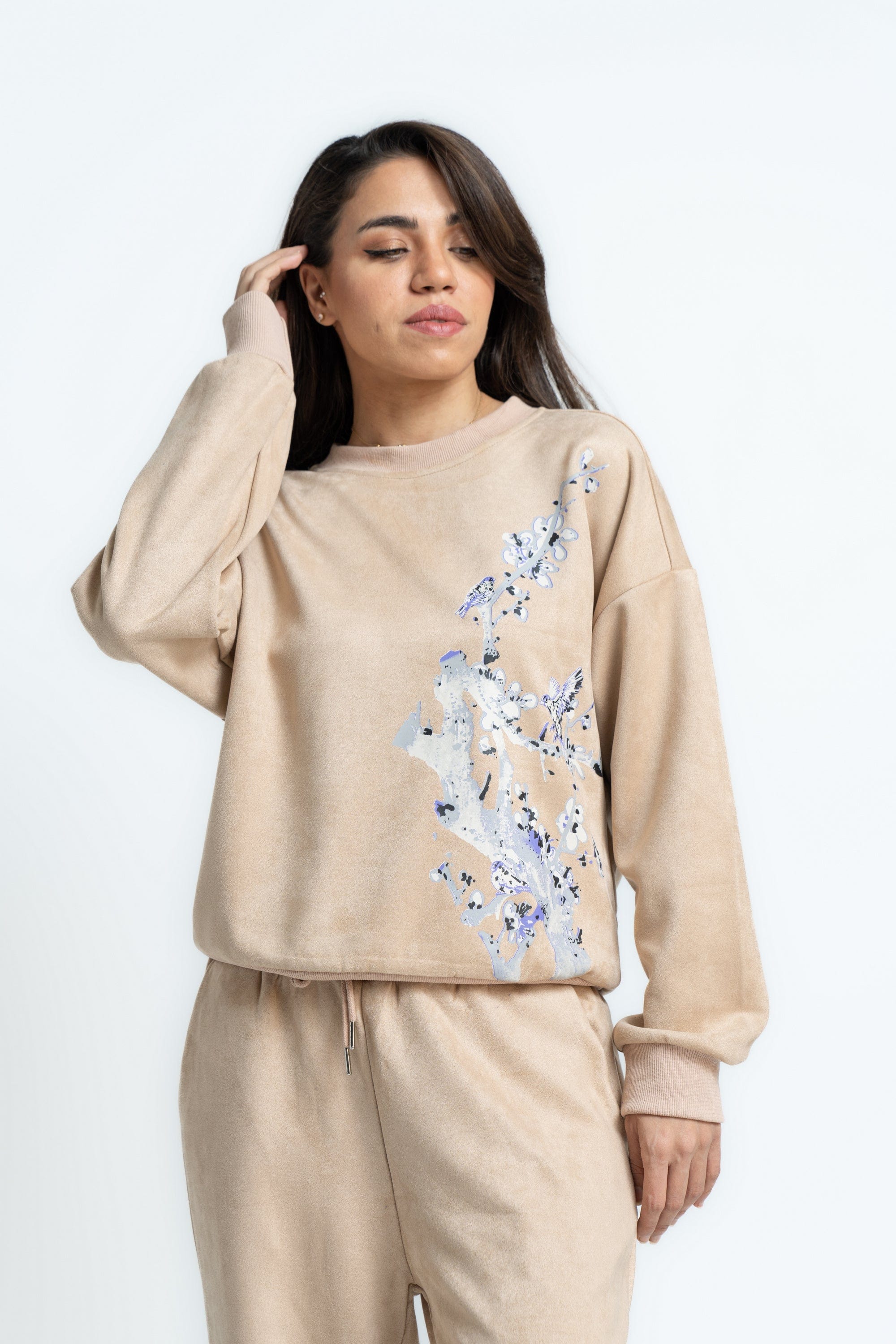 ميكا سويت شيرت نسائى مطبوع برسمة فرع شجرة