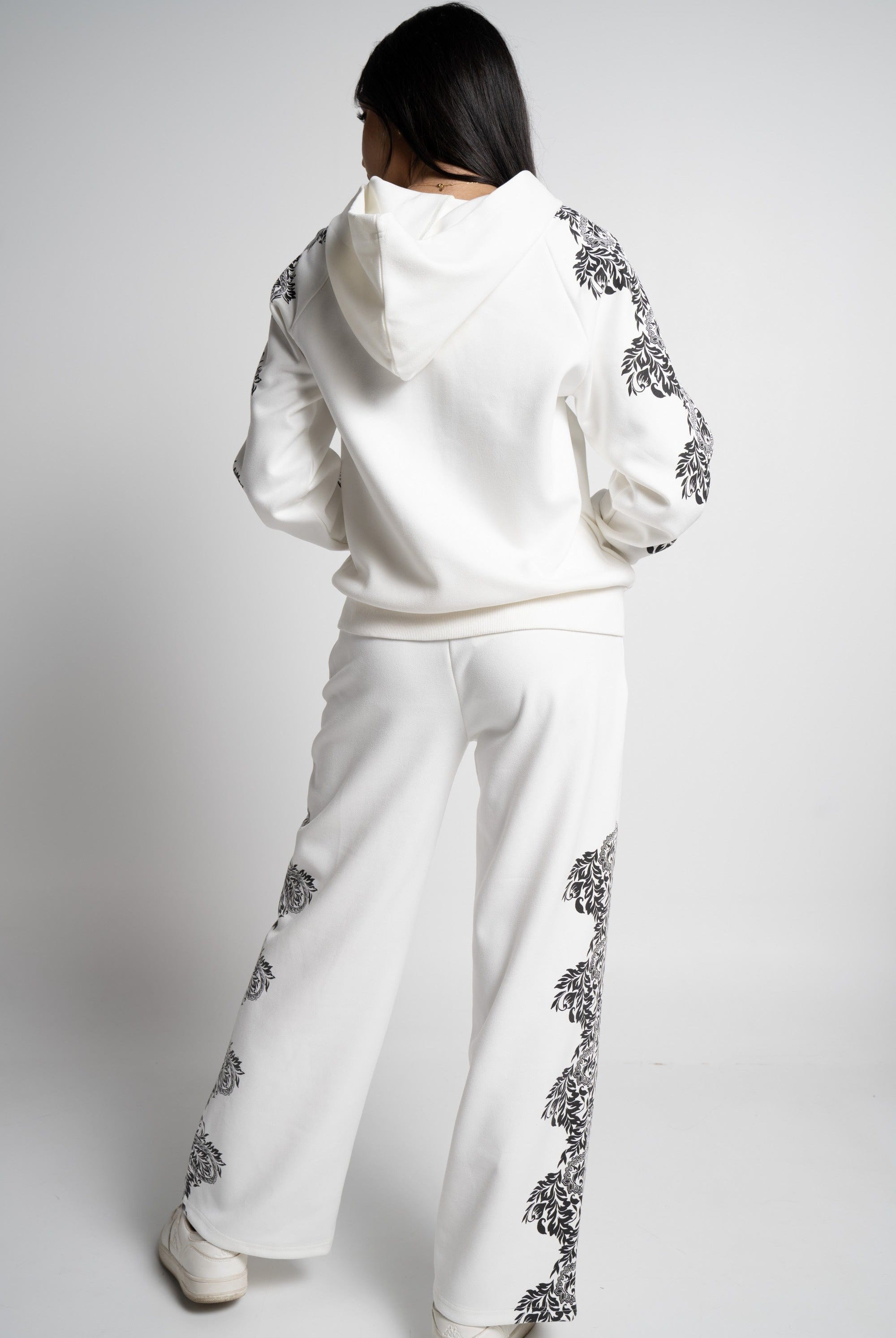 ميكا سويت شيرت بسحاب مطبوع باكمام