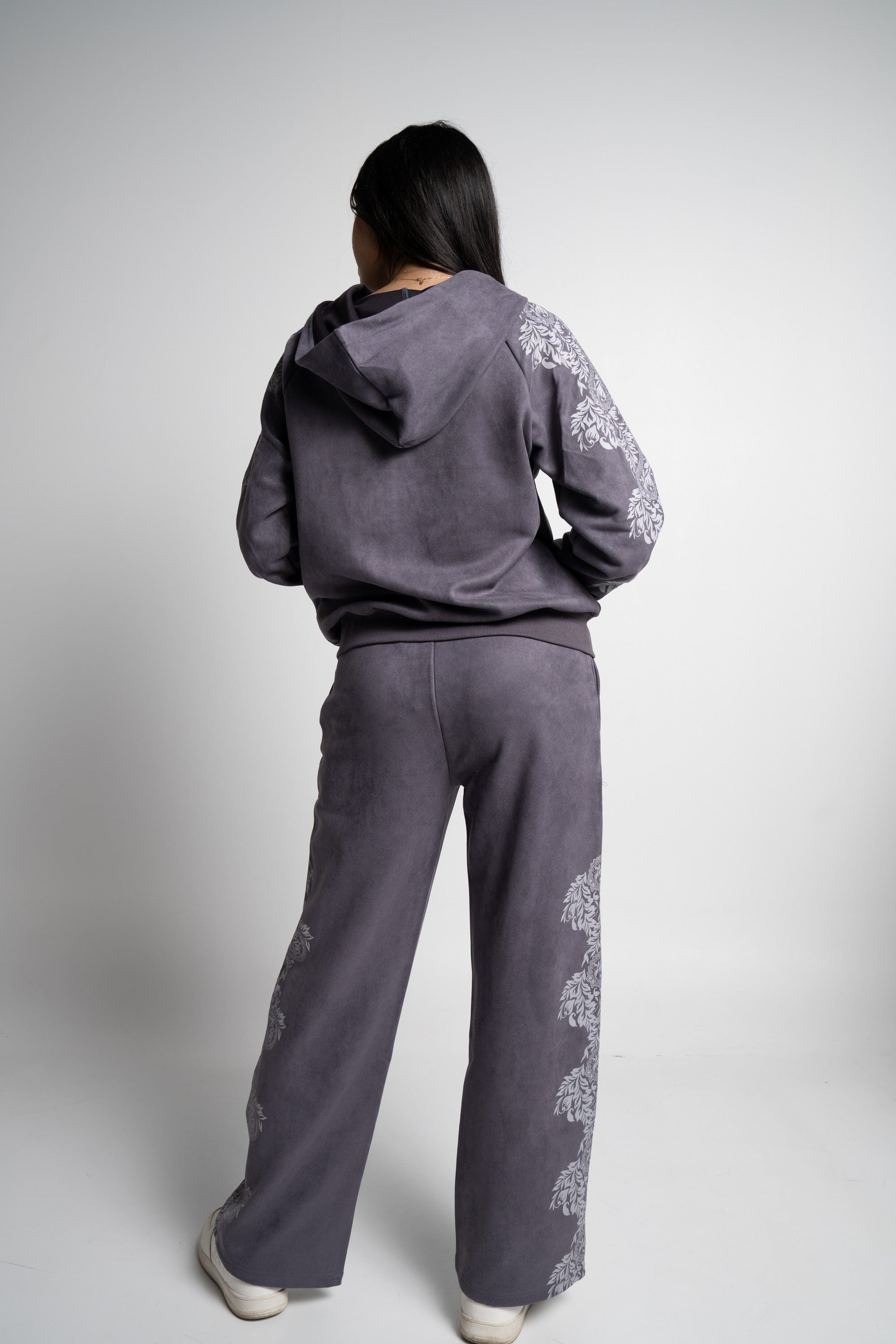 ู
ููุง ุจูุทููู ู
ูููุด ุฑุณู
ุฉ ูุฑุฏ