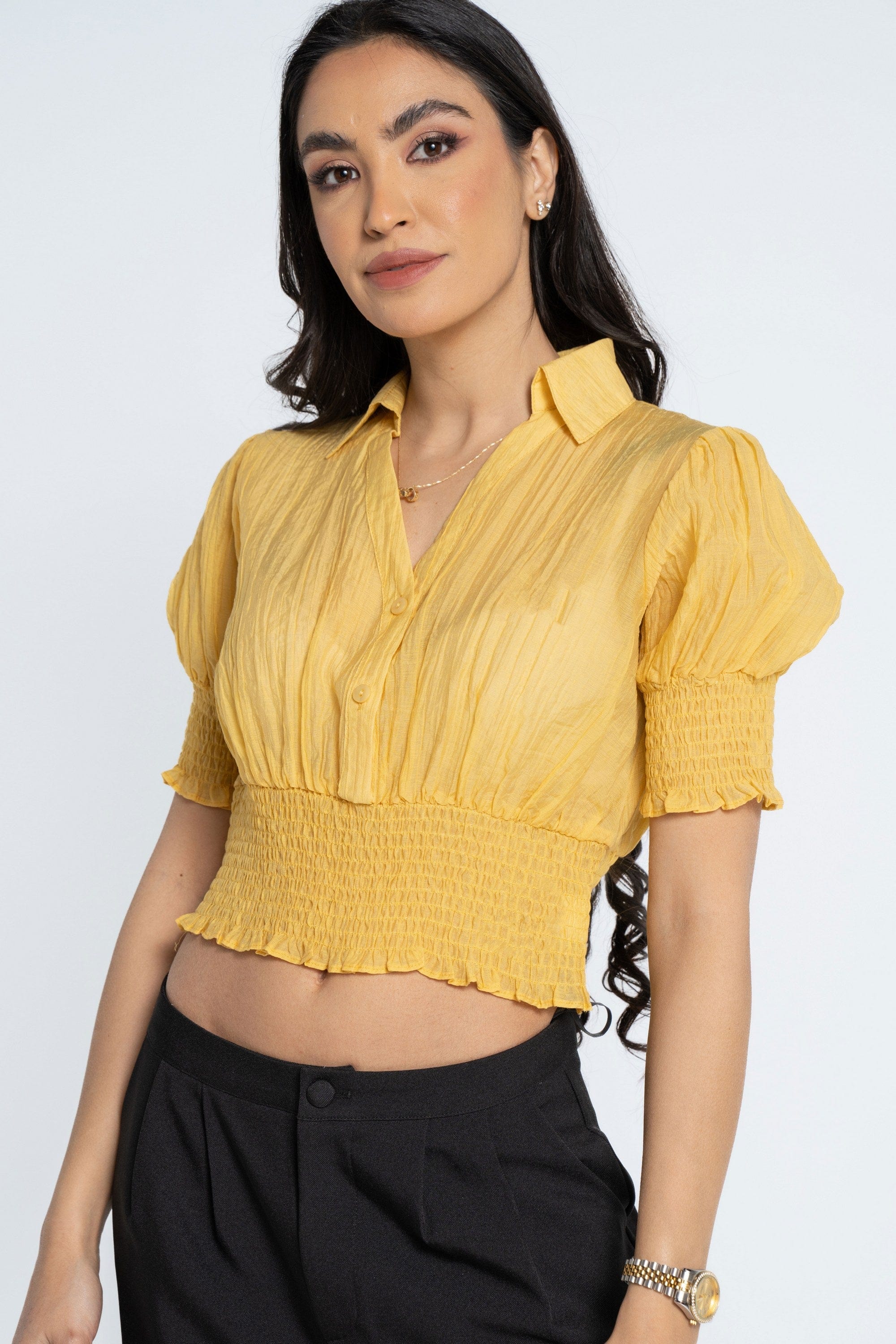 ميكا بلوزة بأكمام قصيرة بخصر مطاطي قصيرة