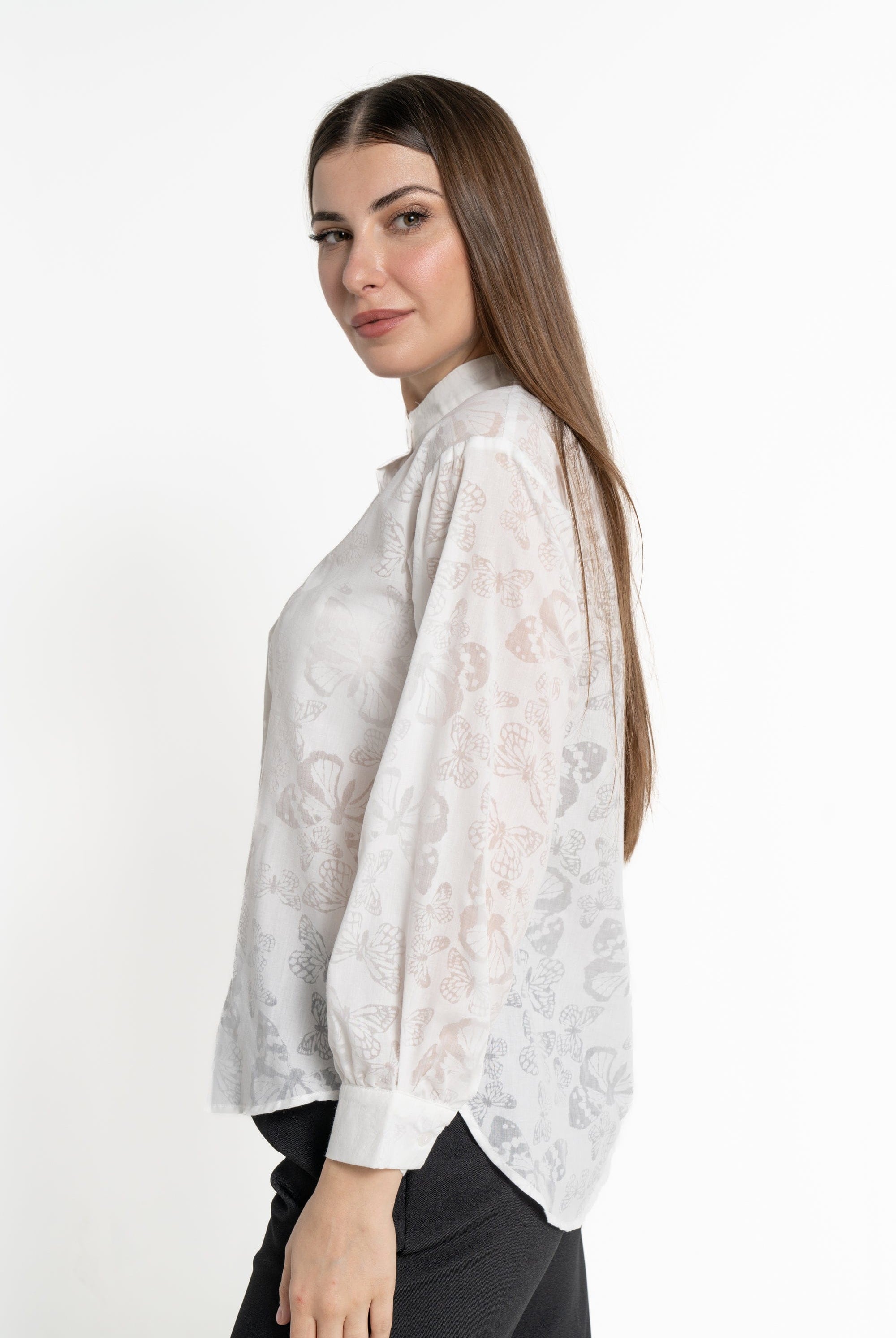 ميكا بلوزة بأكمام طويلة بنقشة فراشات نسائي