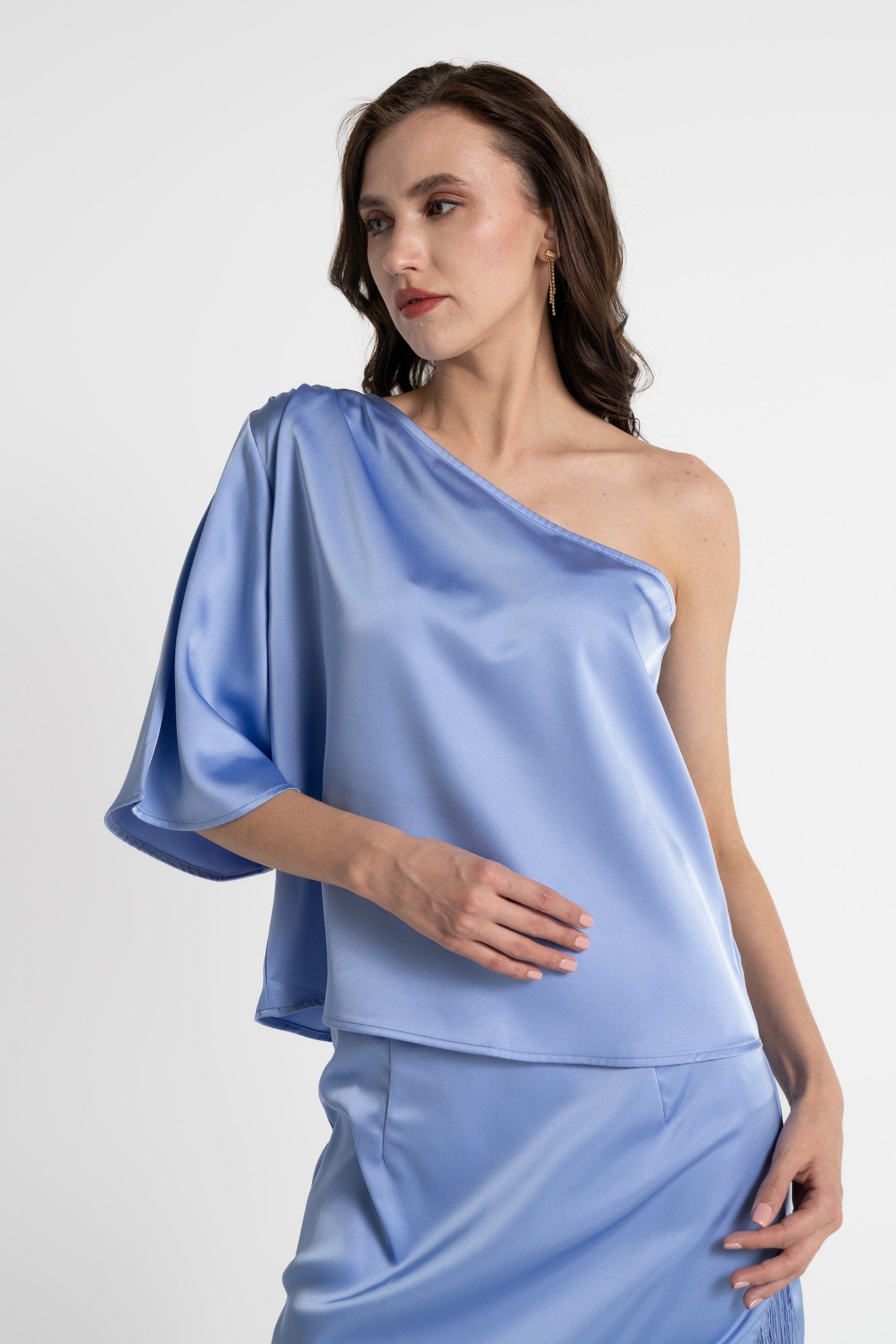 ู
ููุง ุจููุฒุฉ ุจุฃูู
ุงู
ูุตูุฑุฉ ูุงู
ุนุฉ ุจูุชู ู
ูุดูู