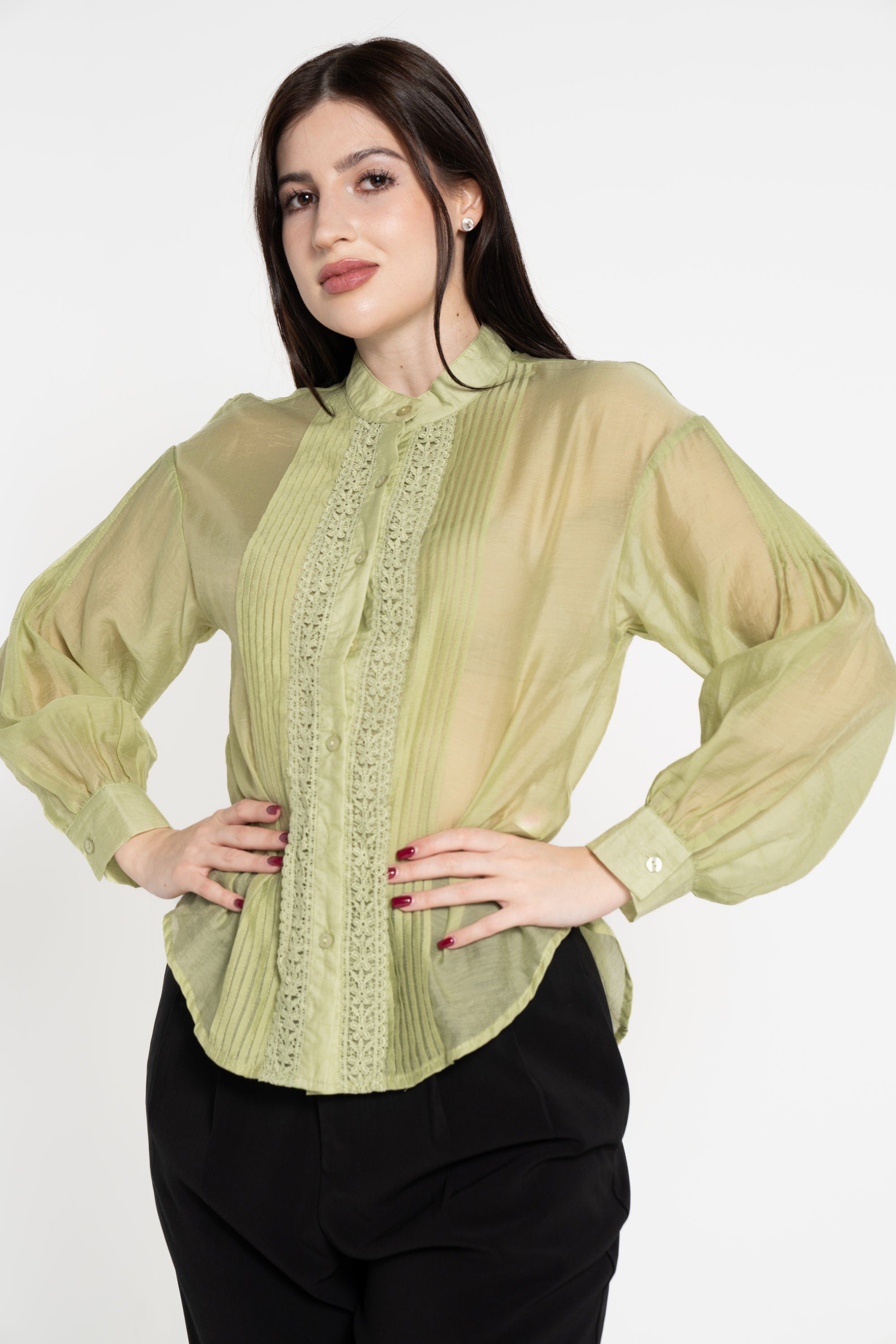 ميكا بلوزة كم طويل شفافة بأزرار أمامية نسائي