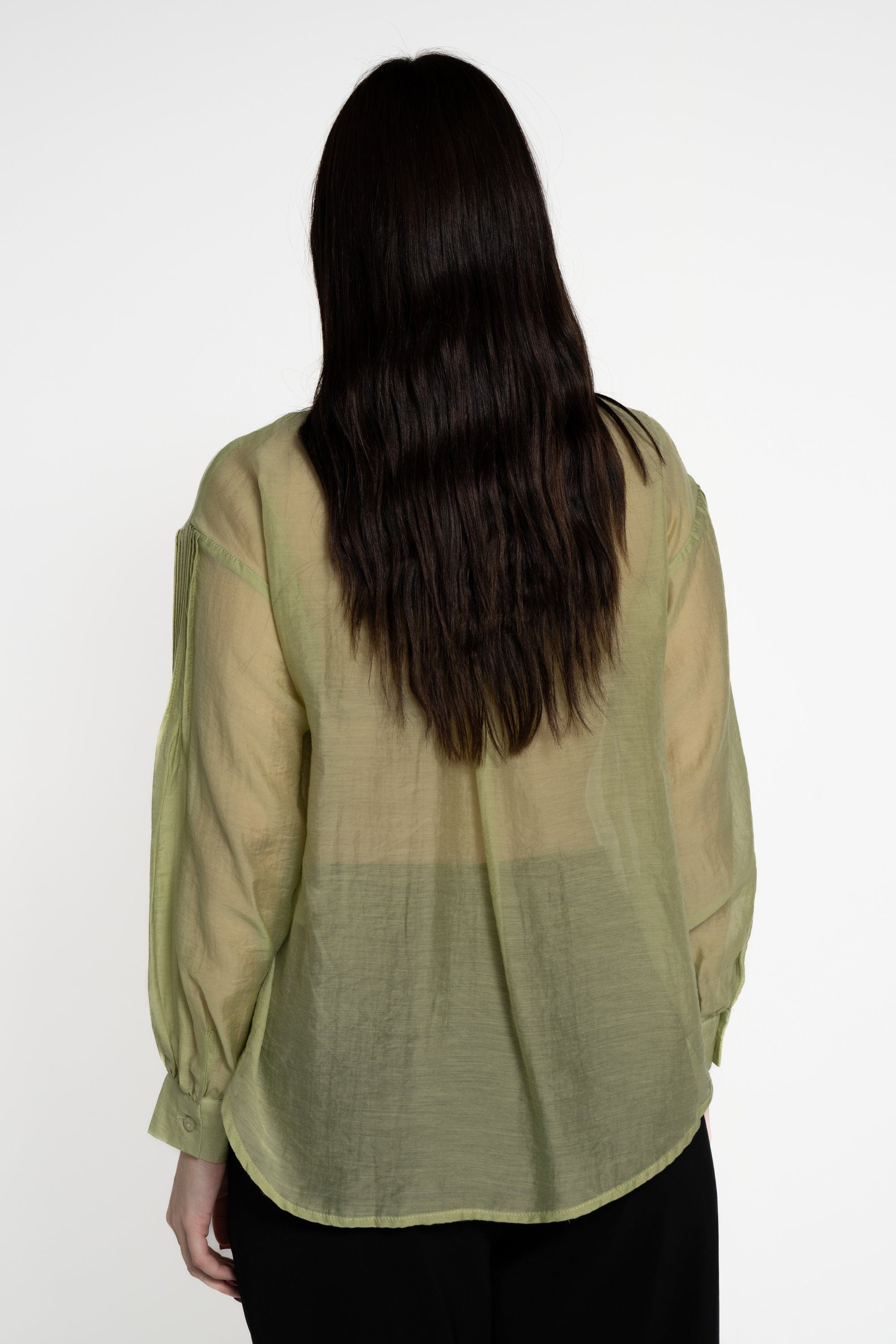 ميكا بلوزة كم طويل شفافة بأزرار أمامية نسائي