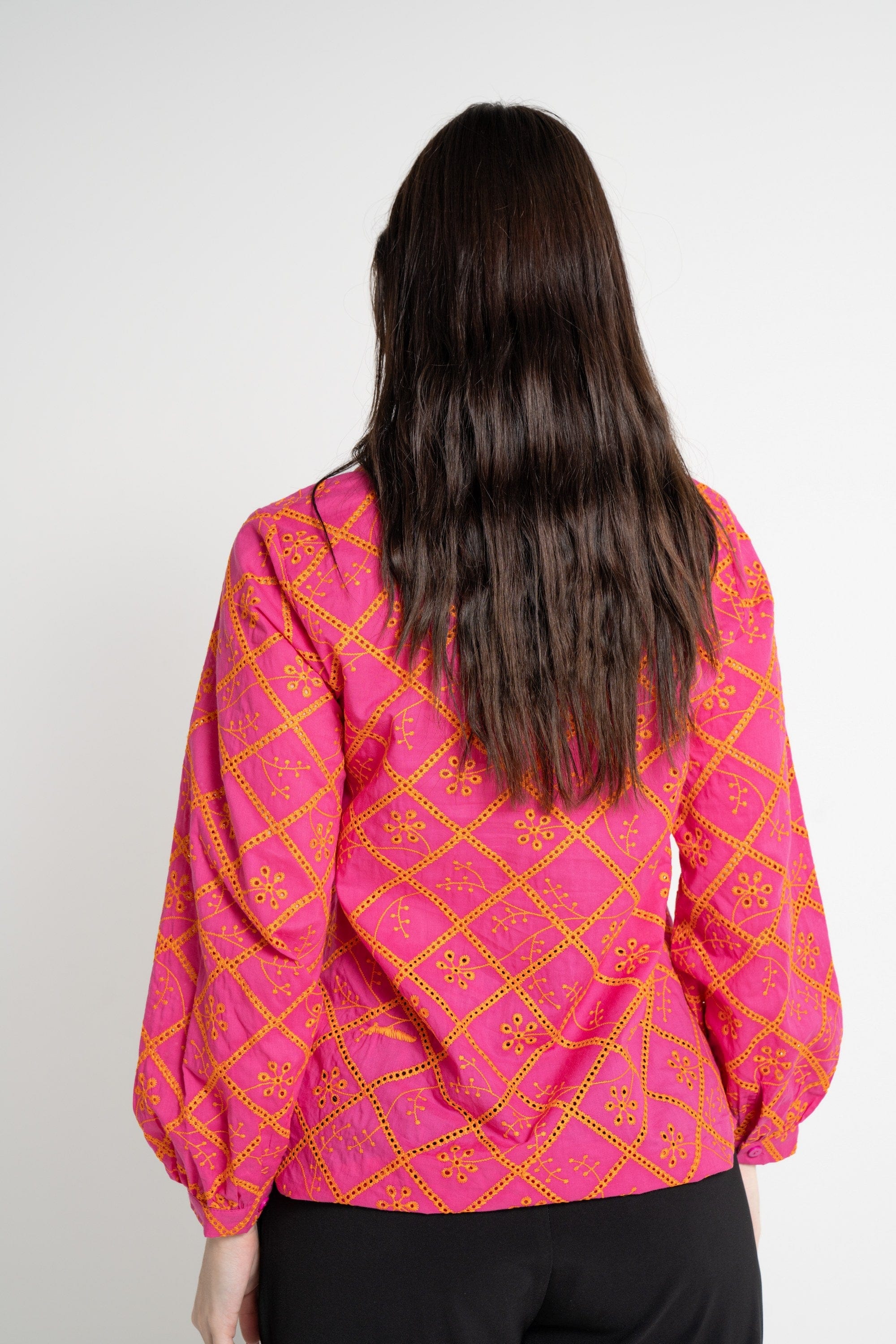 ميكا قميص بأكمام طويلة مخرم مورد نسائي فوشيا