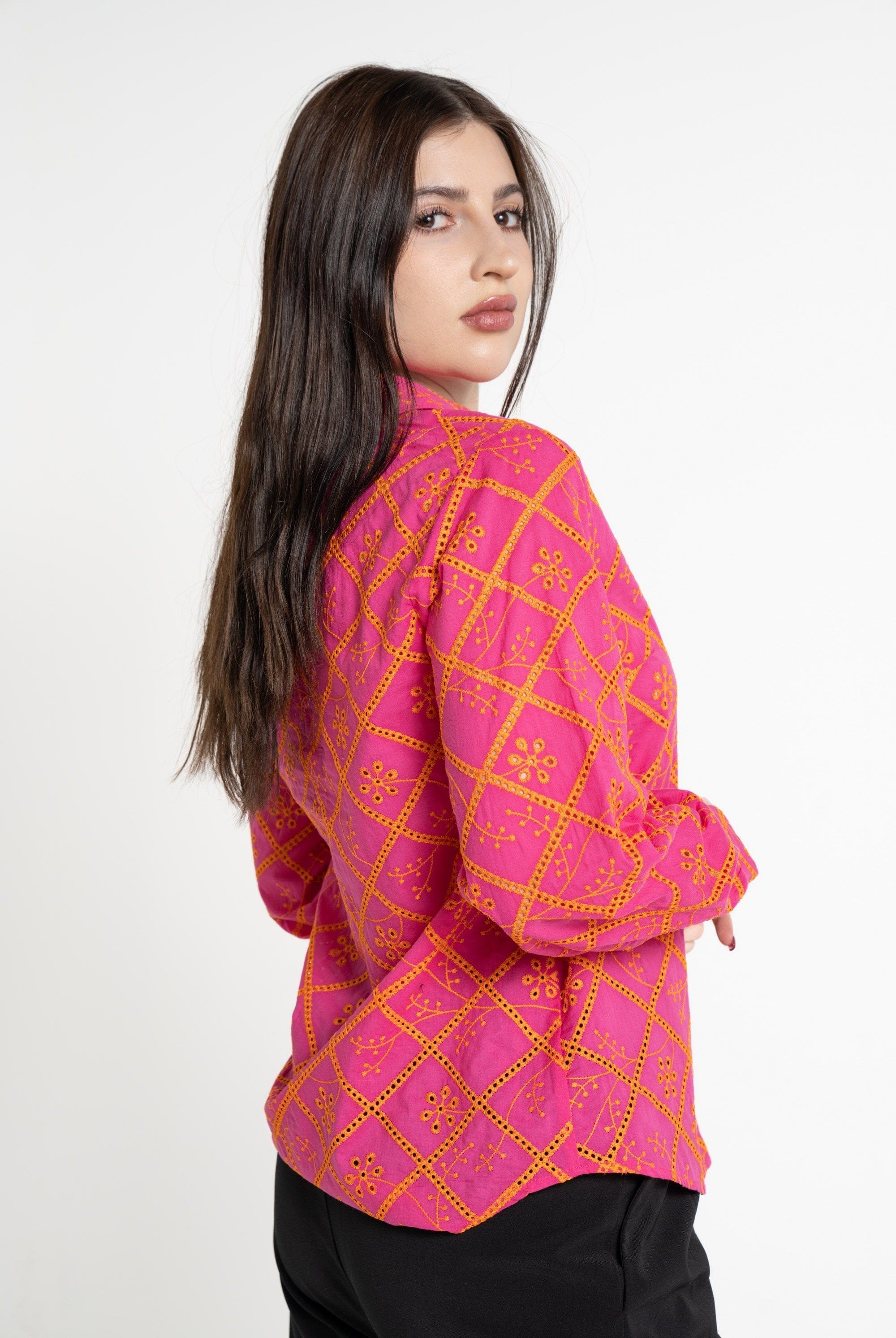 ميكا قميص بأكمام طويلة مخرم مورد نسائي فوشيا