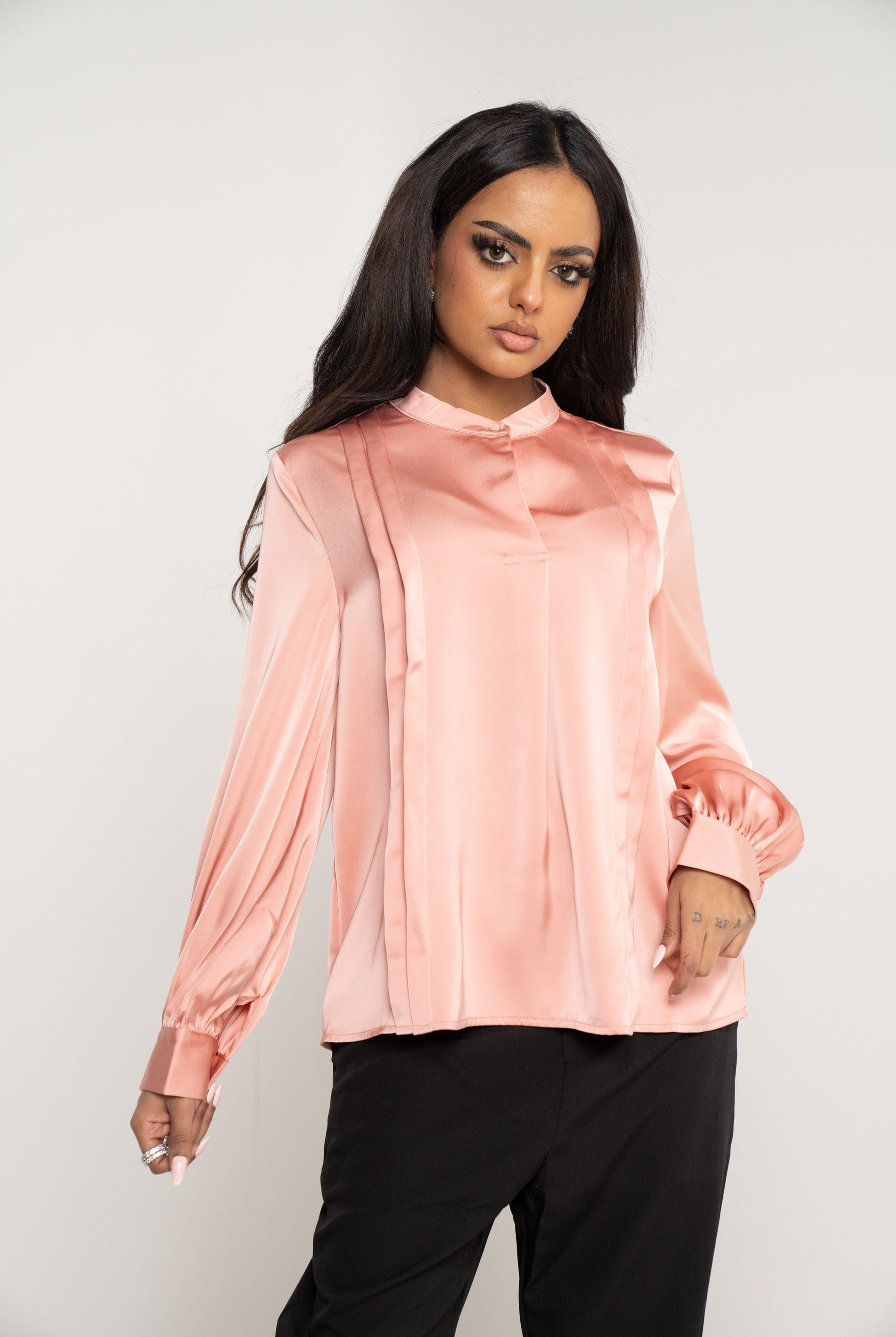 ميكا بلوزة سادة بطبقات جانبية كم طويل نسائي