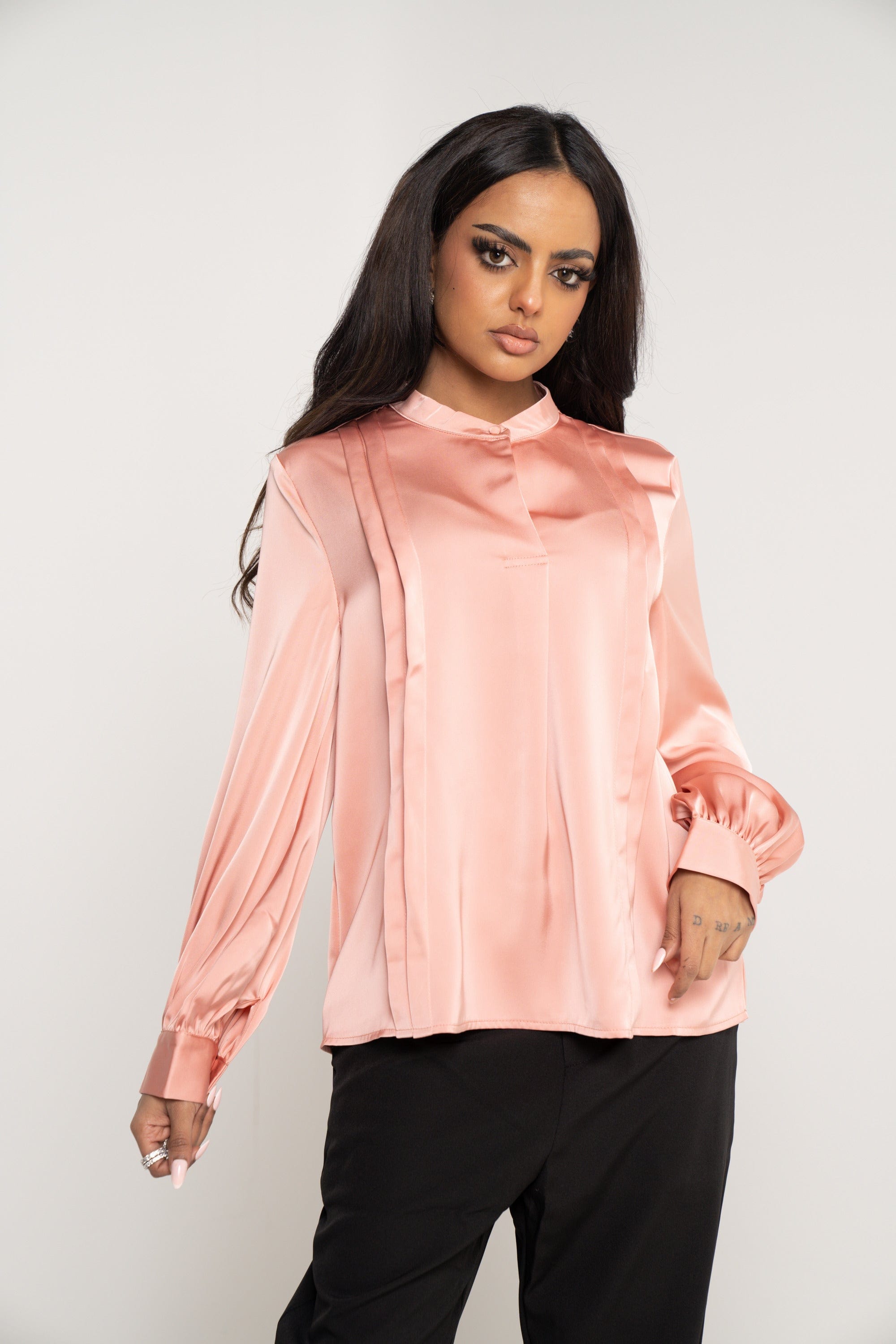 ميكا بلوزة سادة بطبقات جانبية كم طويل نسائي