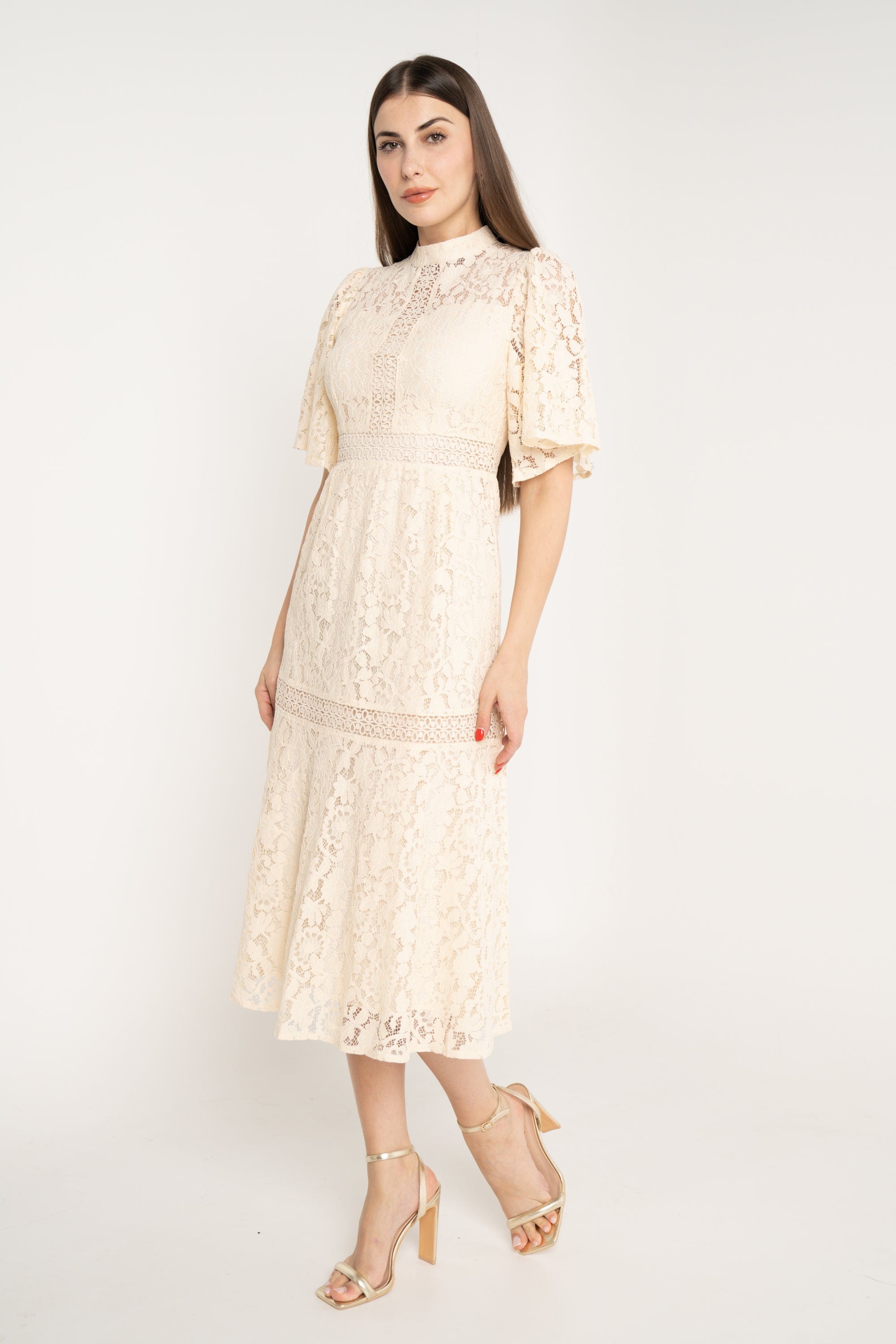 ميكا فستان ميدي مخصر نص كم واسع فراشة