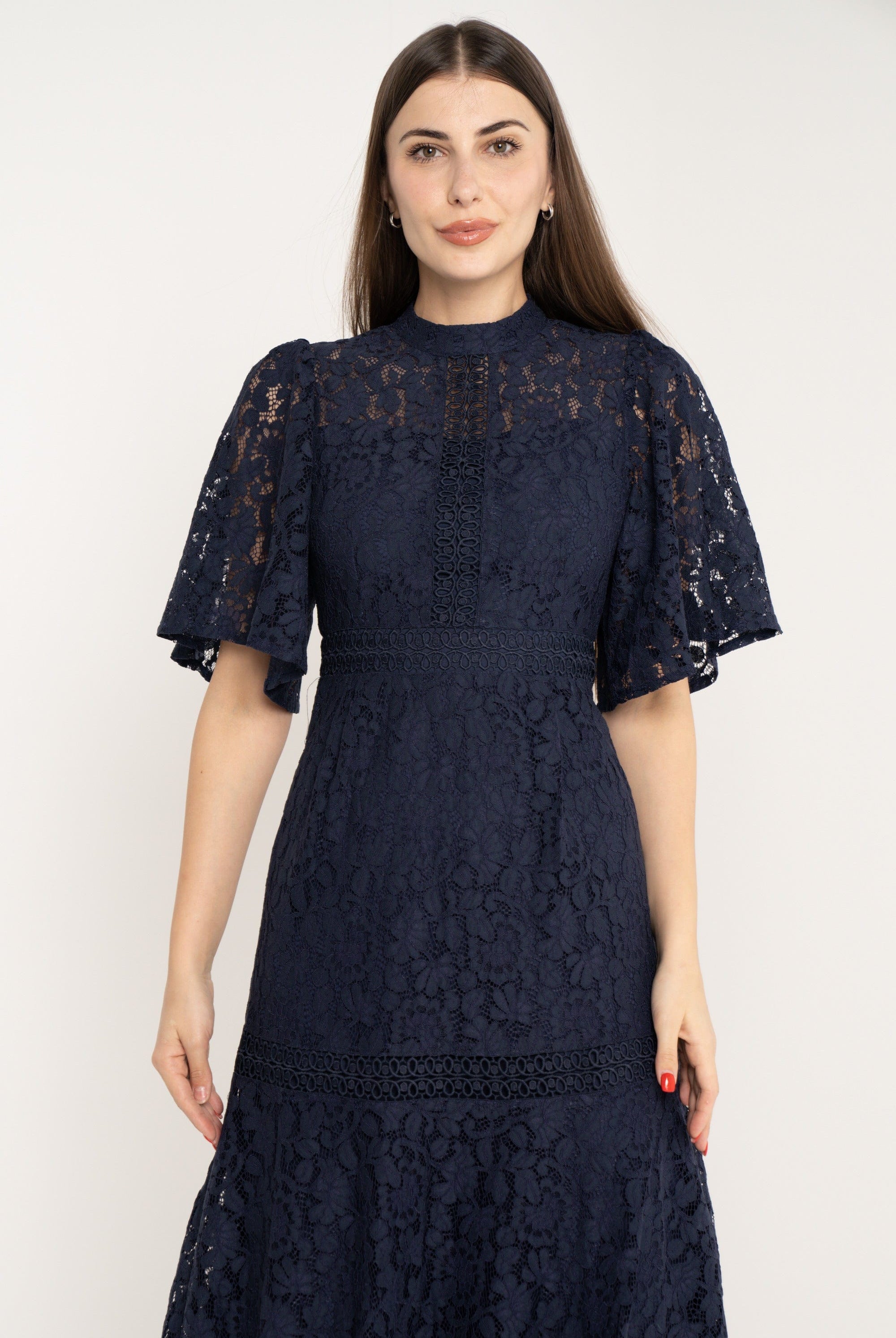 ู
ููุง ูุณุชุงู ู
ูุฏู ู
ุฎุตุฑ ูุต ูู
ูุงุณุน ูุฑุงุดุฉ