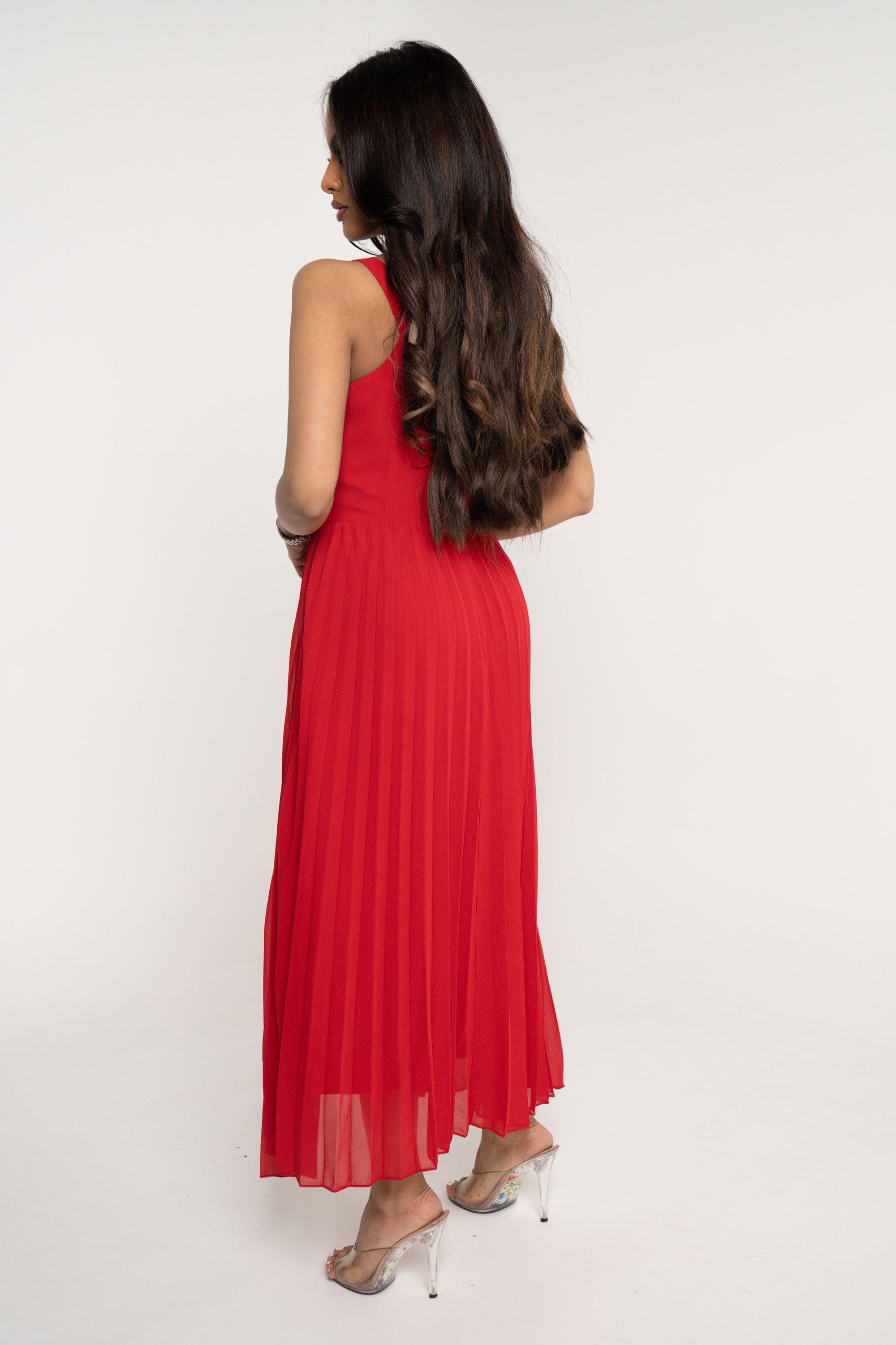 ميكا فستان ميدي بدون أكمام حمالات بليسية