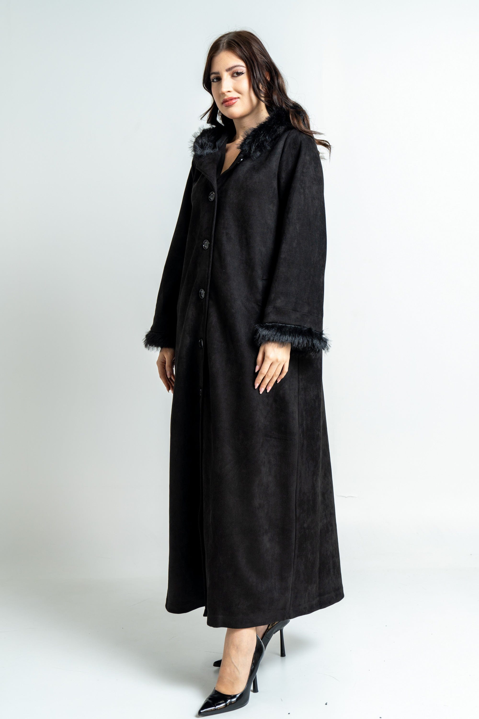 ميكا بالطو نسائى طويل وبأكمام ملونة أسود