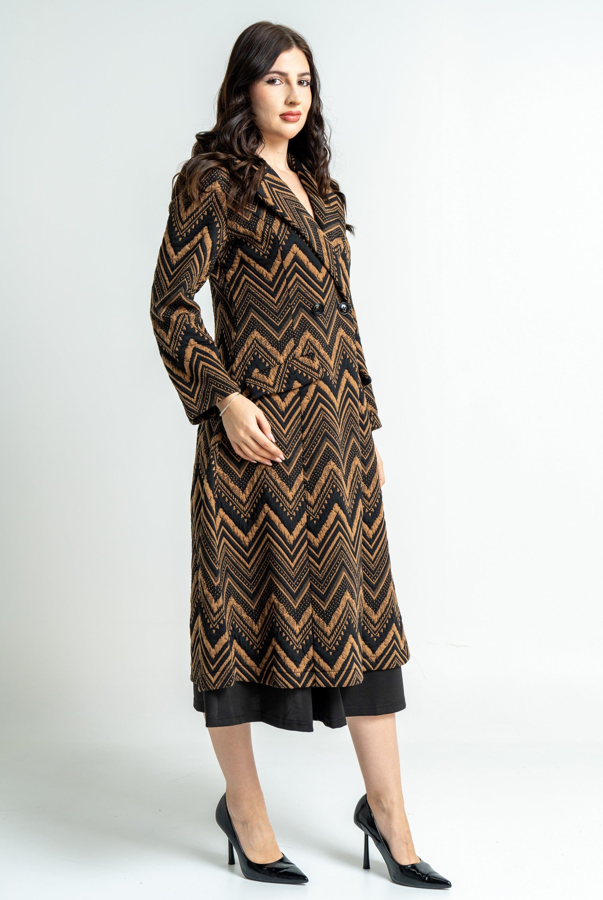 ميكا سترة شتوية بأكمام طويلة مطرزة نسائية