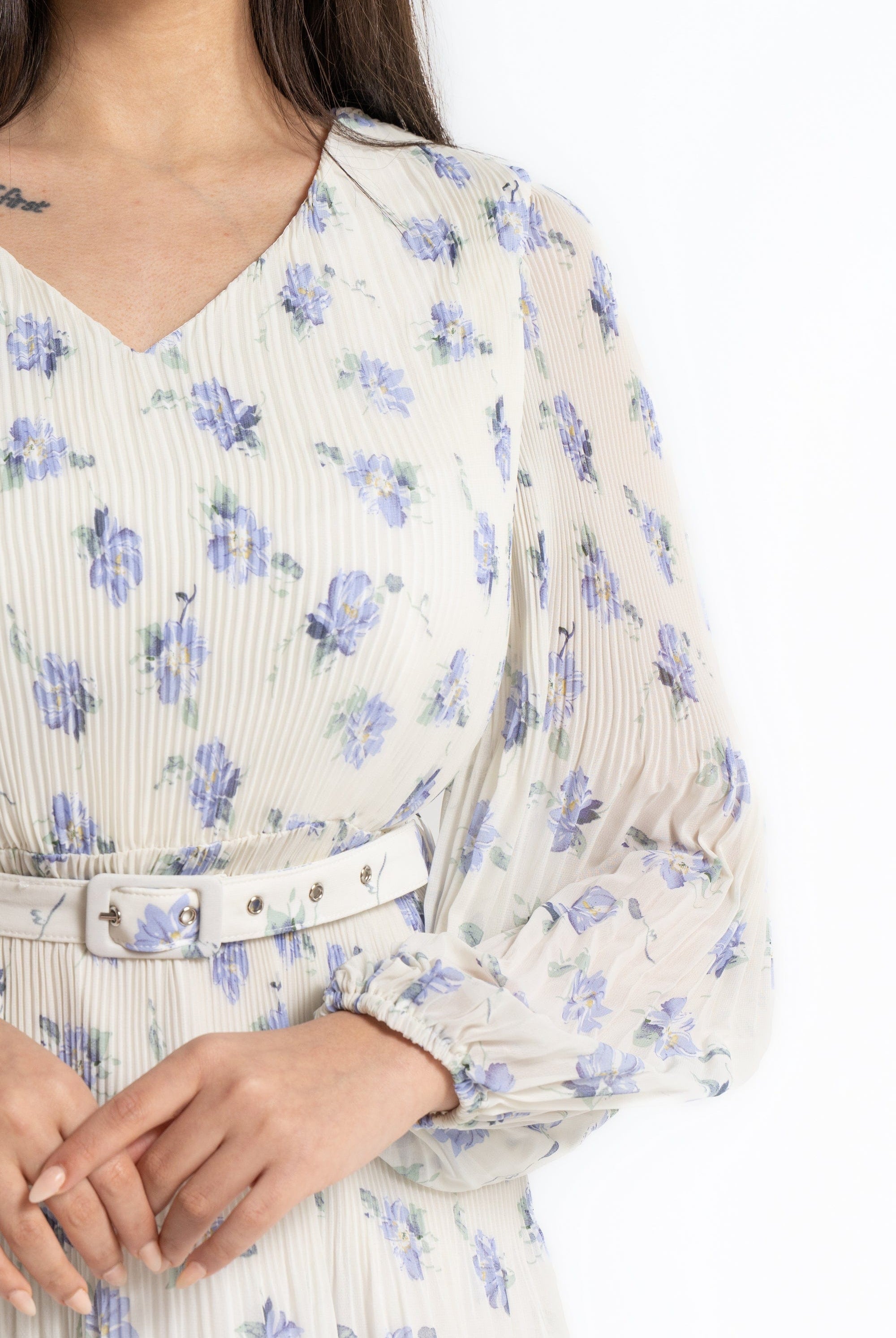 ู
ููุง ูุณุชุงู ู
ูุฏู ุจุฃูู
ุงู
ุทูููุฉ ู
ูุฑุฏ ูู
ุทููู ูุณุงุฆู