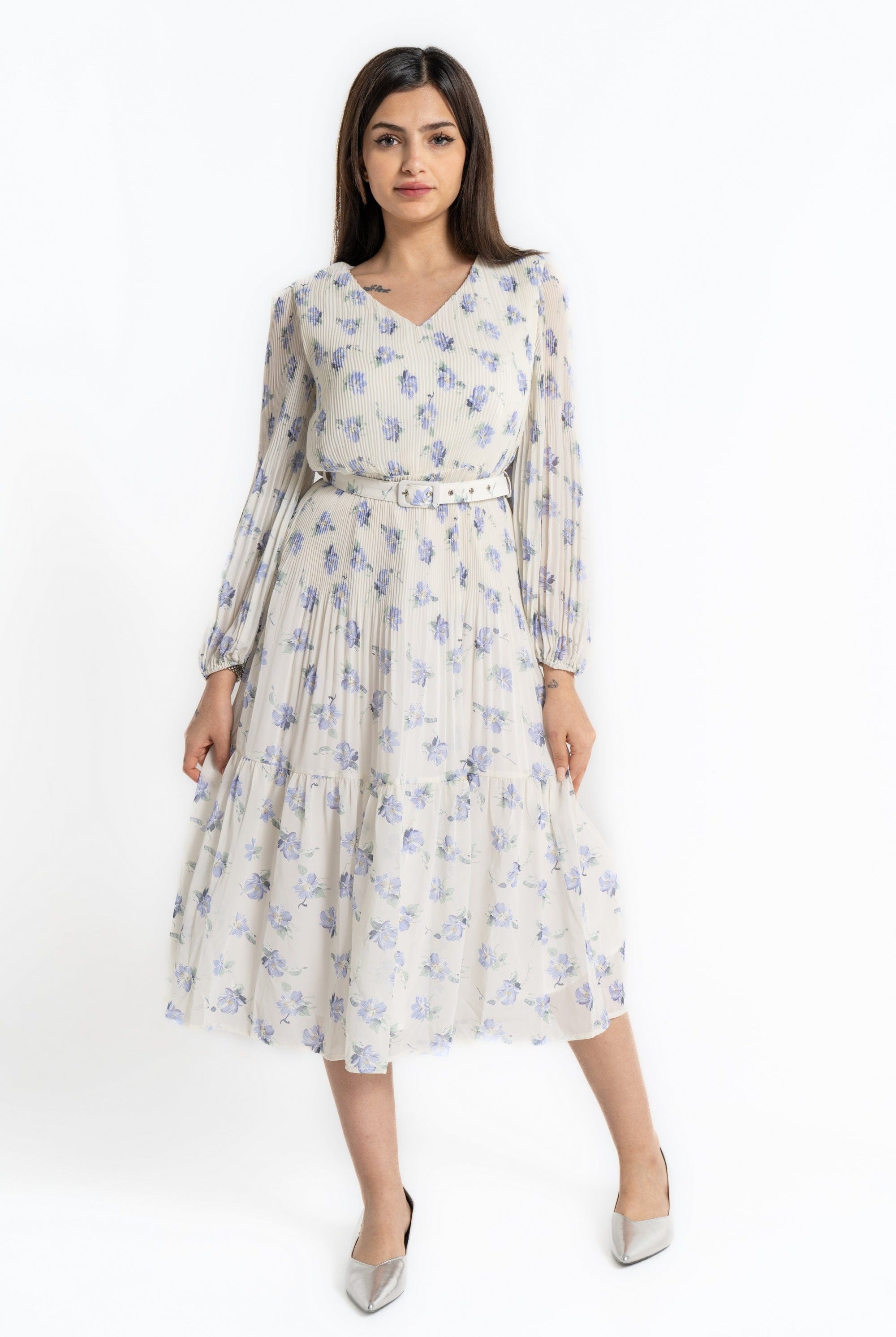 ู
ููุง ูุณุชุงู ู
ูุฏู ุจุฃูู
ุงู
ุทูููุฉ ู
ูุฑุฏ ูู
ุทููู ูุณุงุฆู