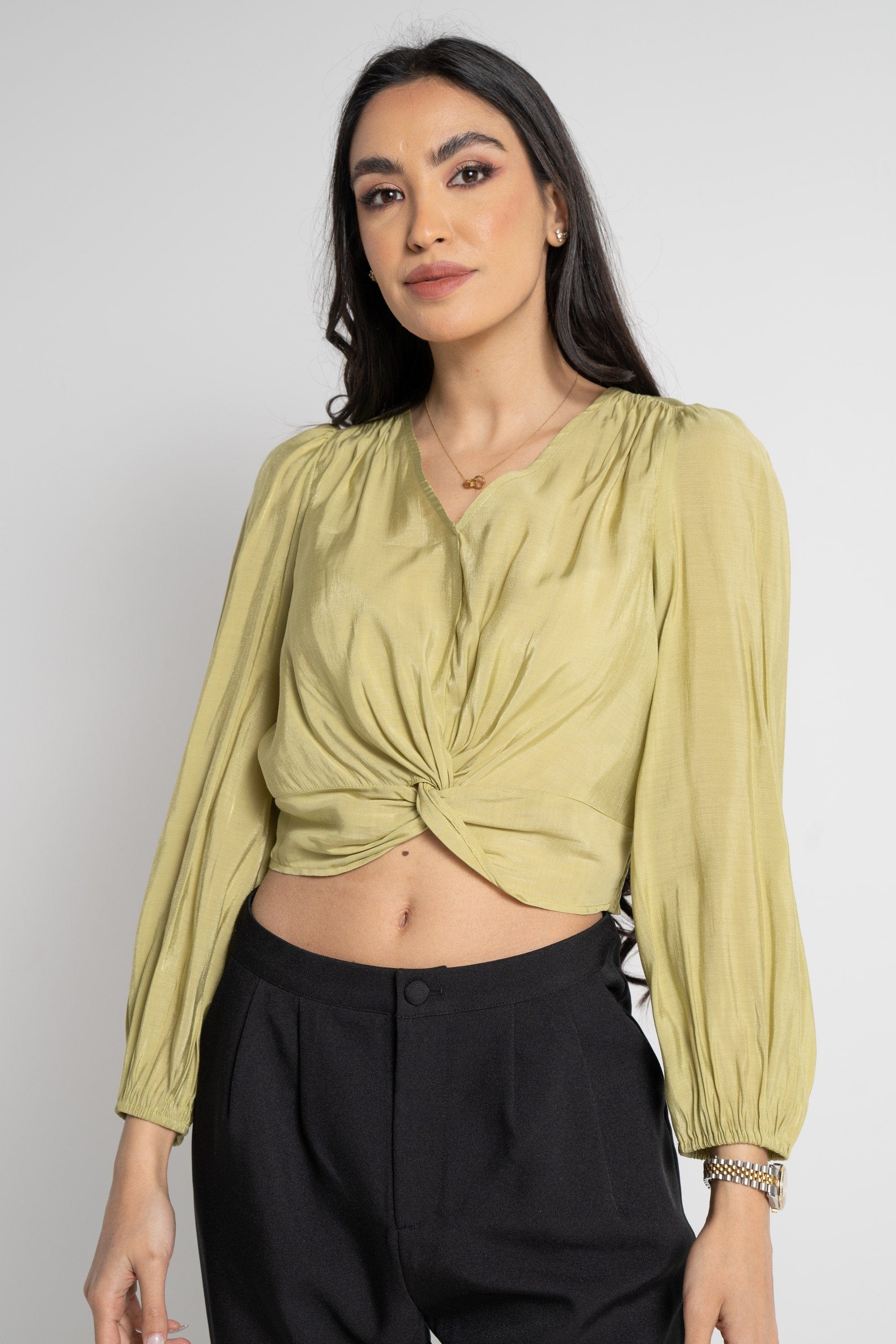 ميكا بلوزة بأكمام طويلة نسائية نص بطن