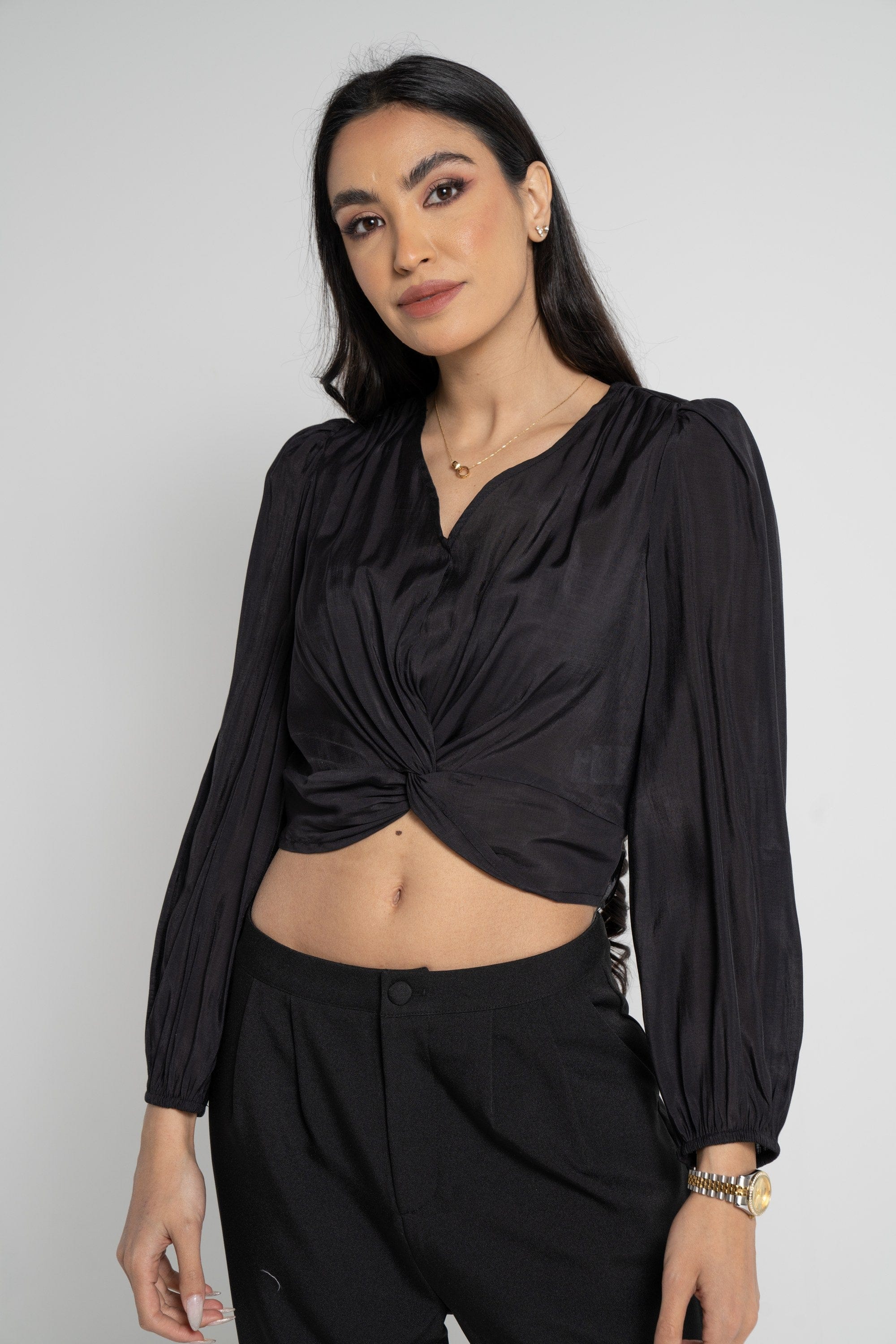 ميكا بلوزة بأكمام طويلة نسائية نص بطن