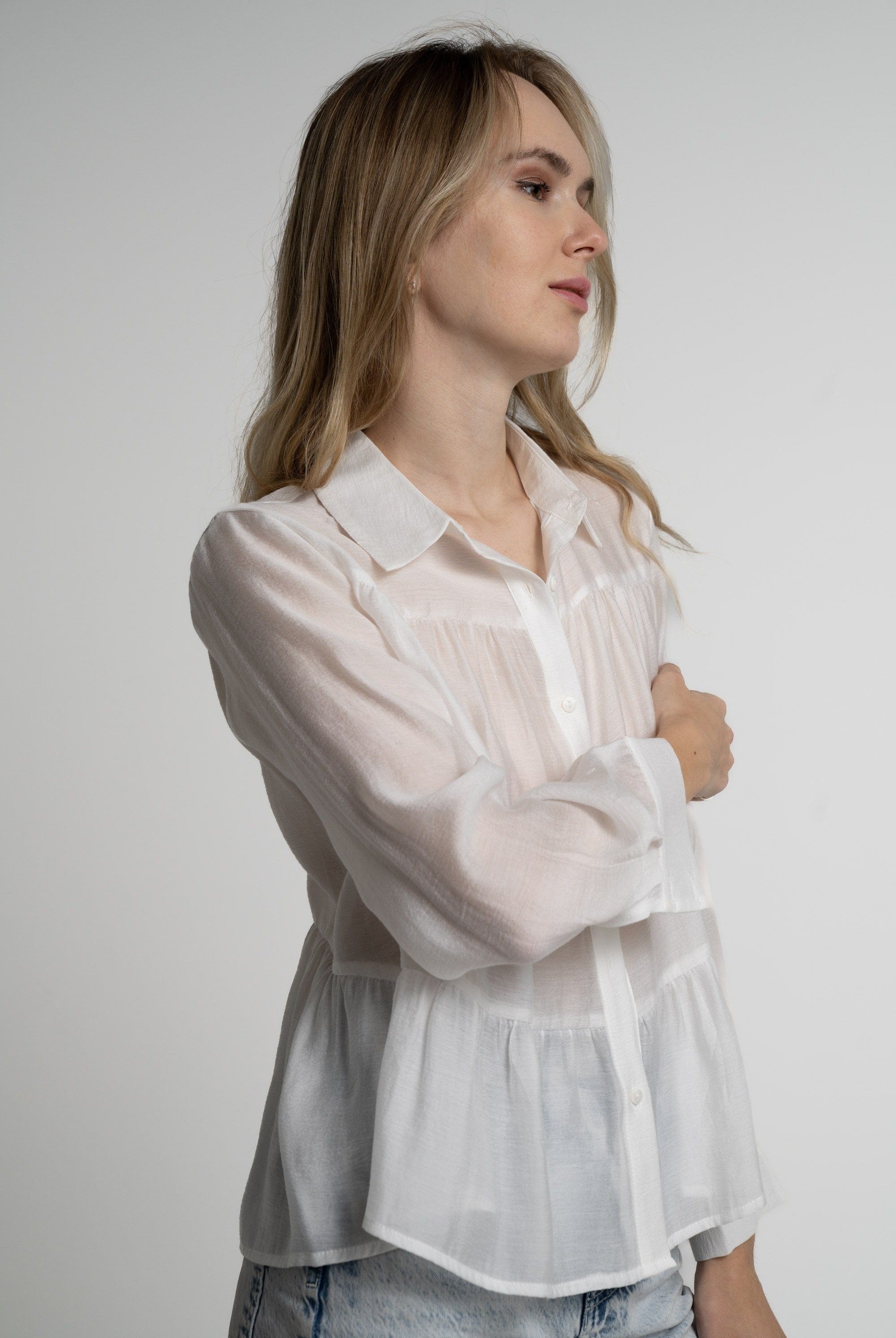 ميكا قميص بأكمام طويلة سادة قصير نسائي