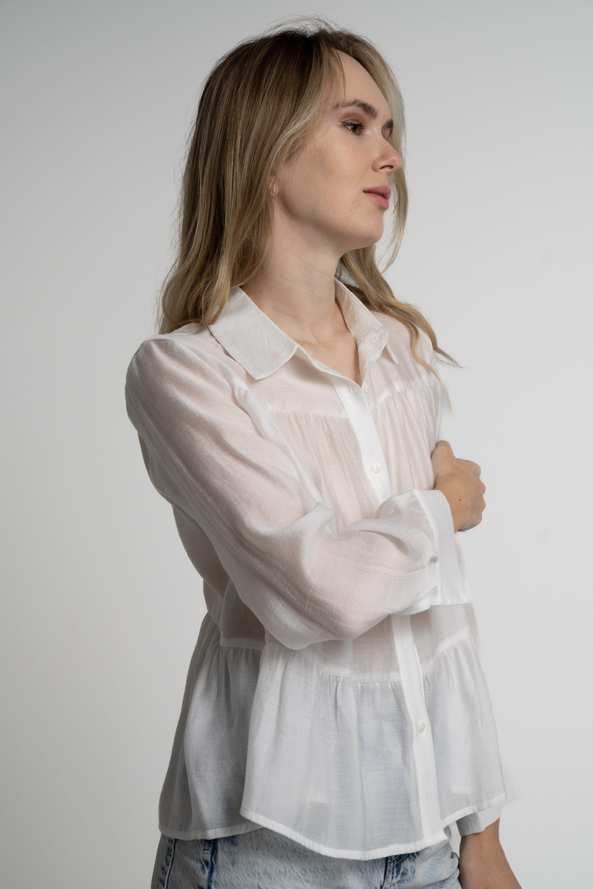 ميكا قميص بأكمام طويلة سادة قصير نسائي