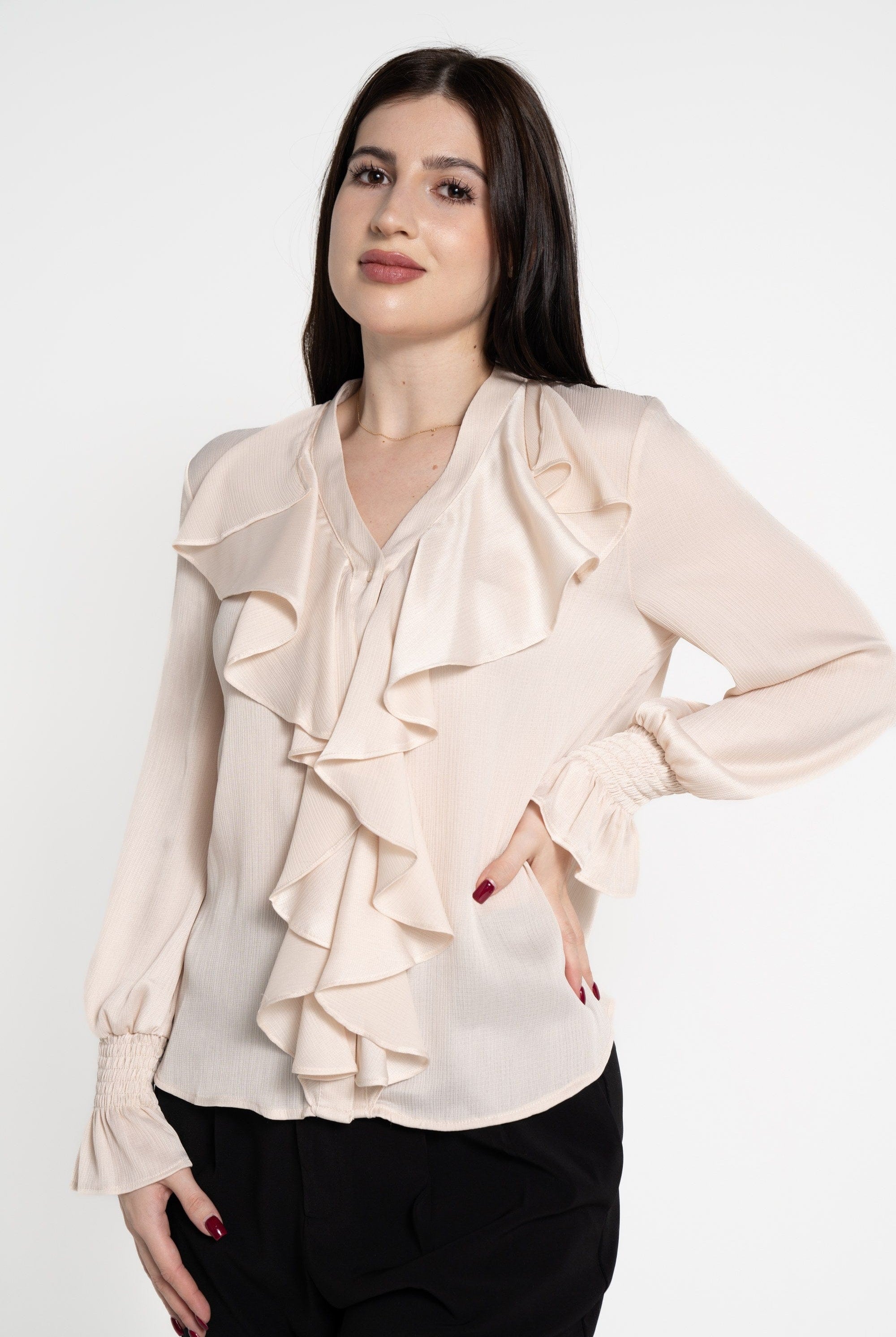 ميكا بلوزة بأكمام طويلة نسائية بكرانيش على الصدر