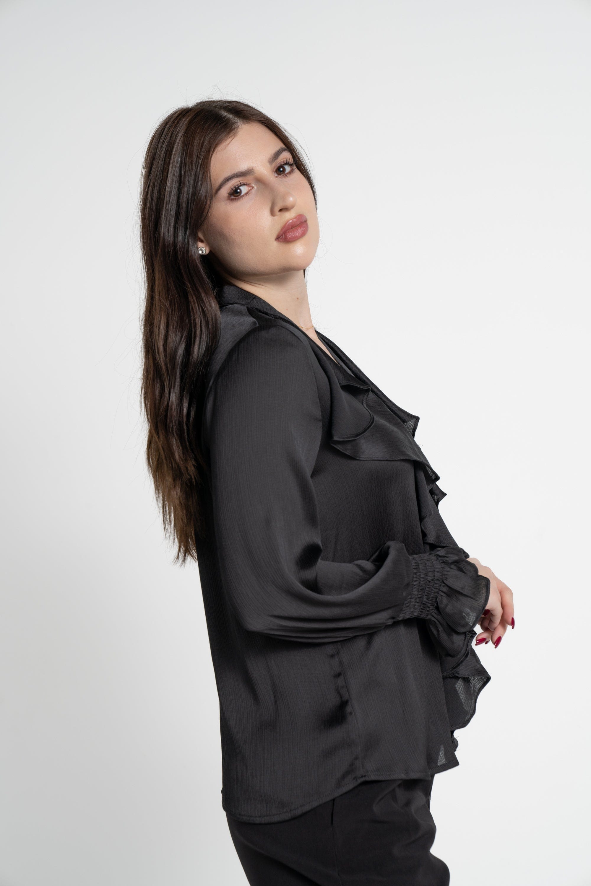 ميكا بلوزة بأكمام طويلة نسائية بكرانيش على الصدر