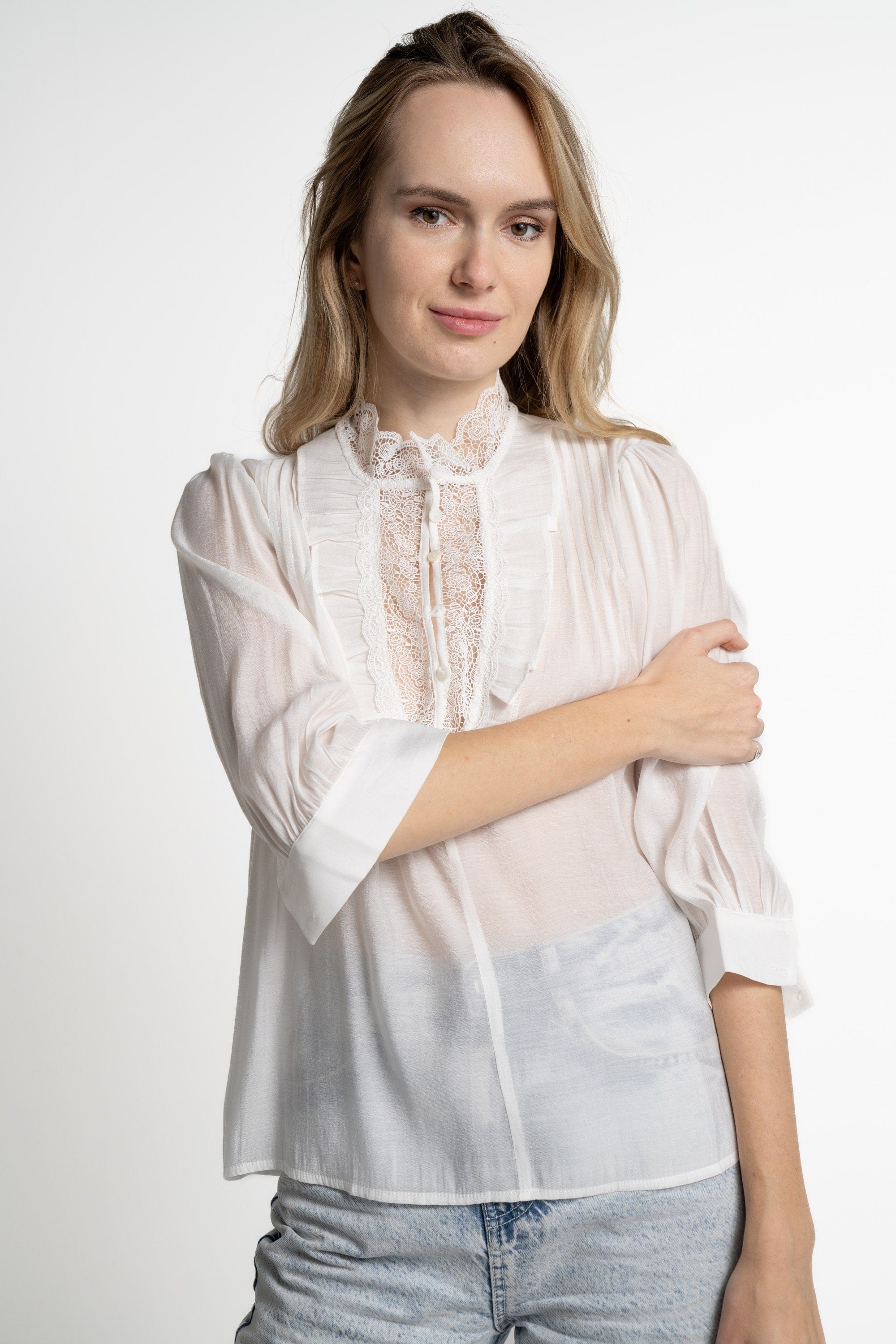 ميكا بلوزة 3/4 كم سادة مكشكشة من الأمام نسائي