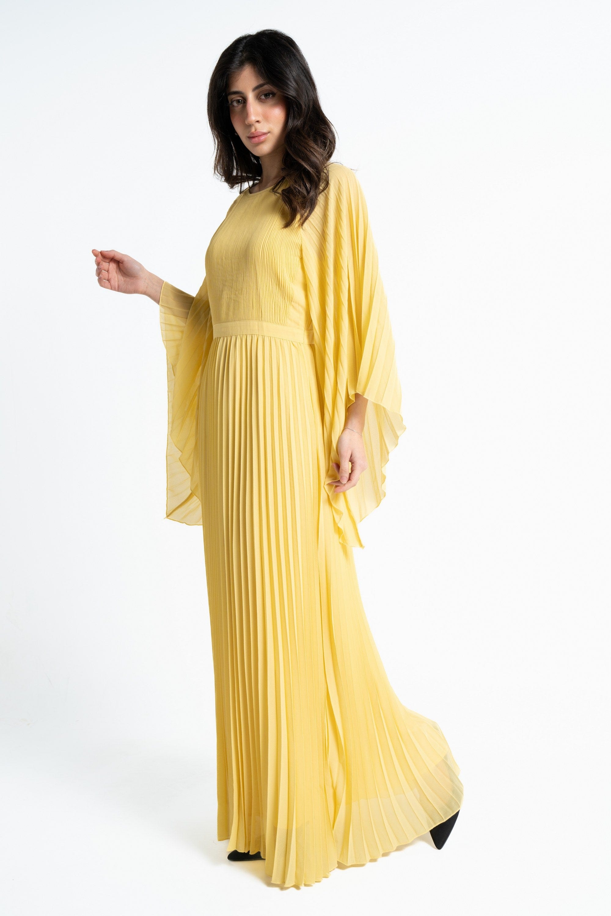 ميكا فستان ماكسي بأكمام فراشة بليسيه طويل نسائي أصفر