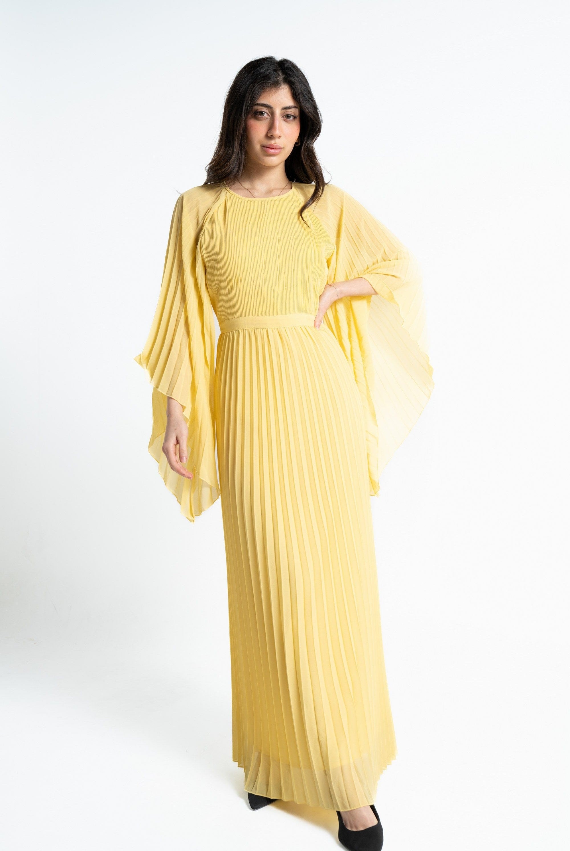 ميكا فستان ماكسي بأكمام فراشة بليسيه طويل نسائي أصفر